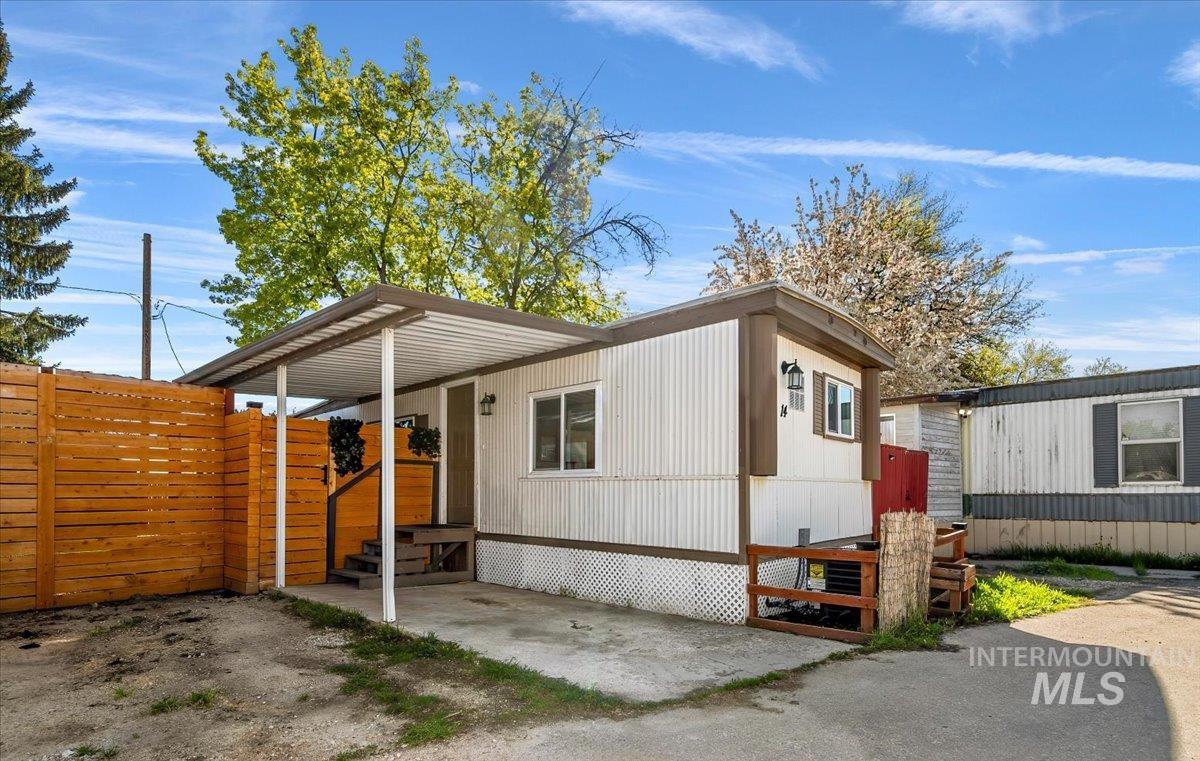 7701 W Ustick Rd # 14, Boise ID 83704