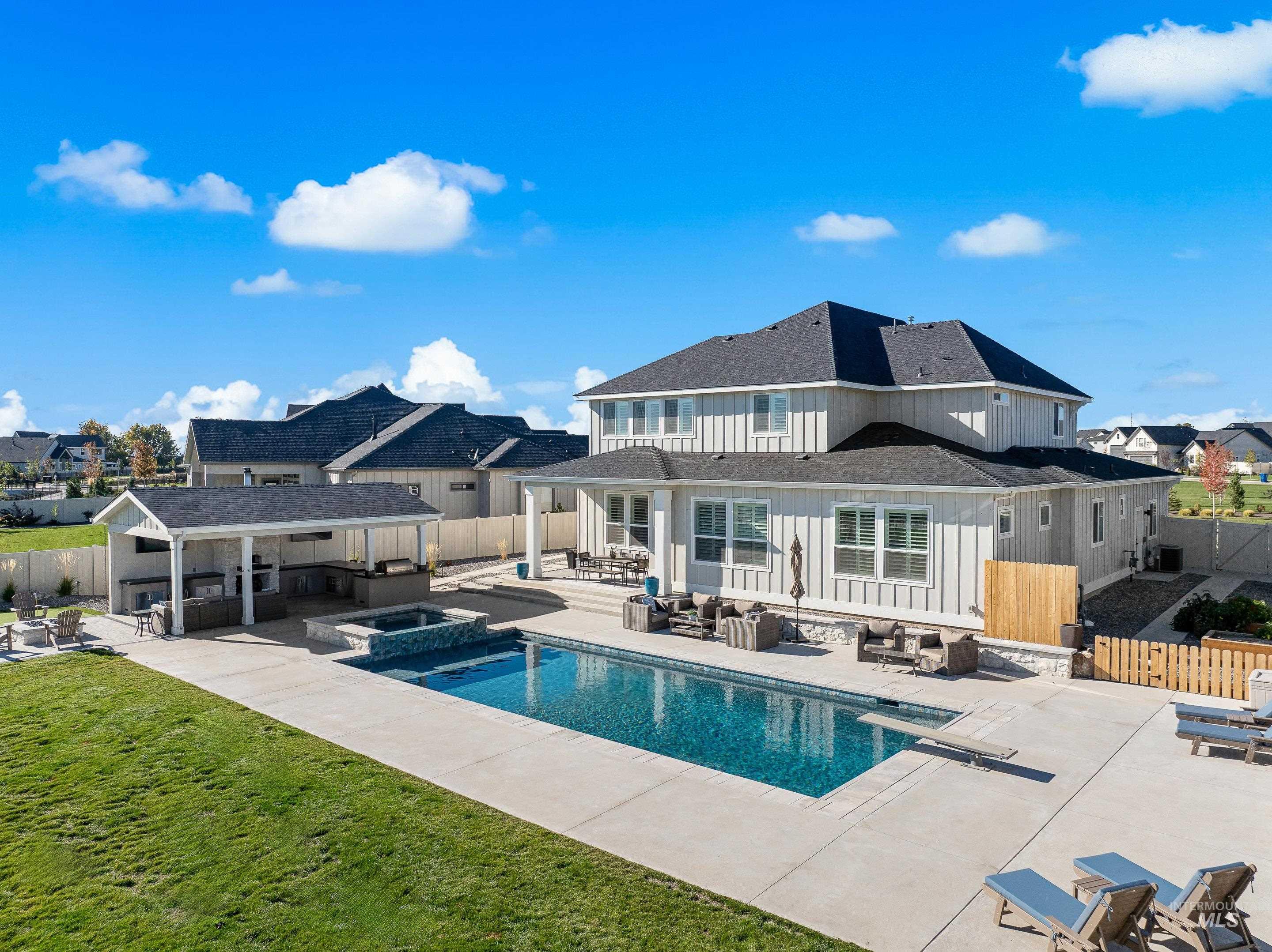 6113 W Redland Dr., Eagle ID 83616