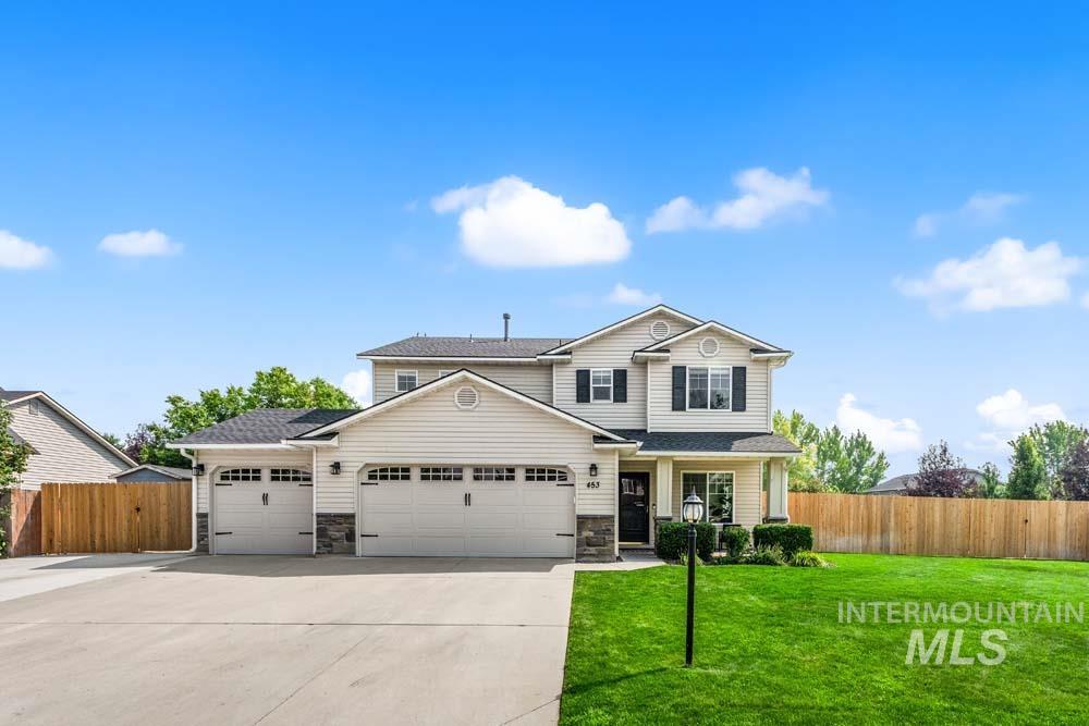453 E Chapparosa Dr, Kuna ID 83634