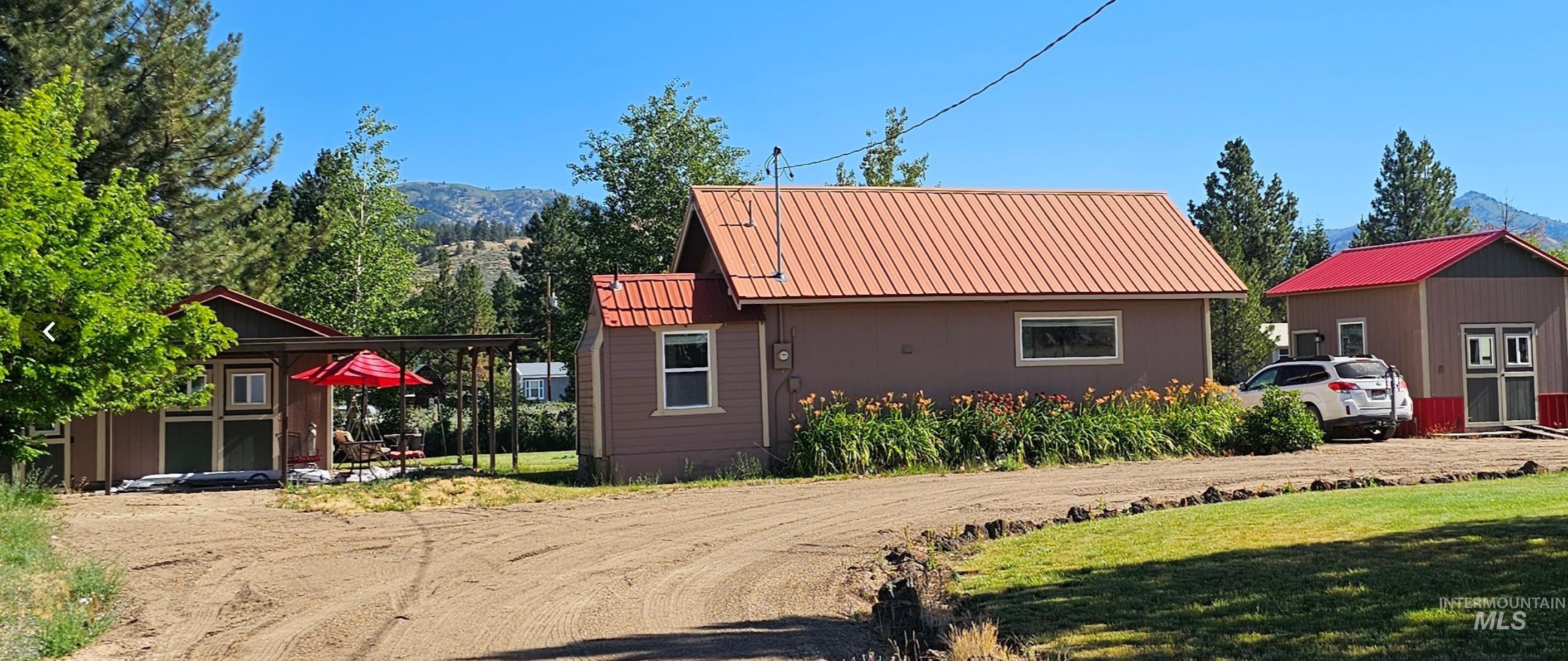 100 E Prairie Road, Prairie ID 83647