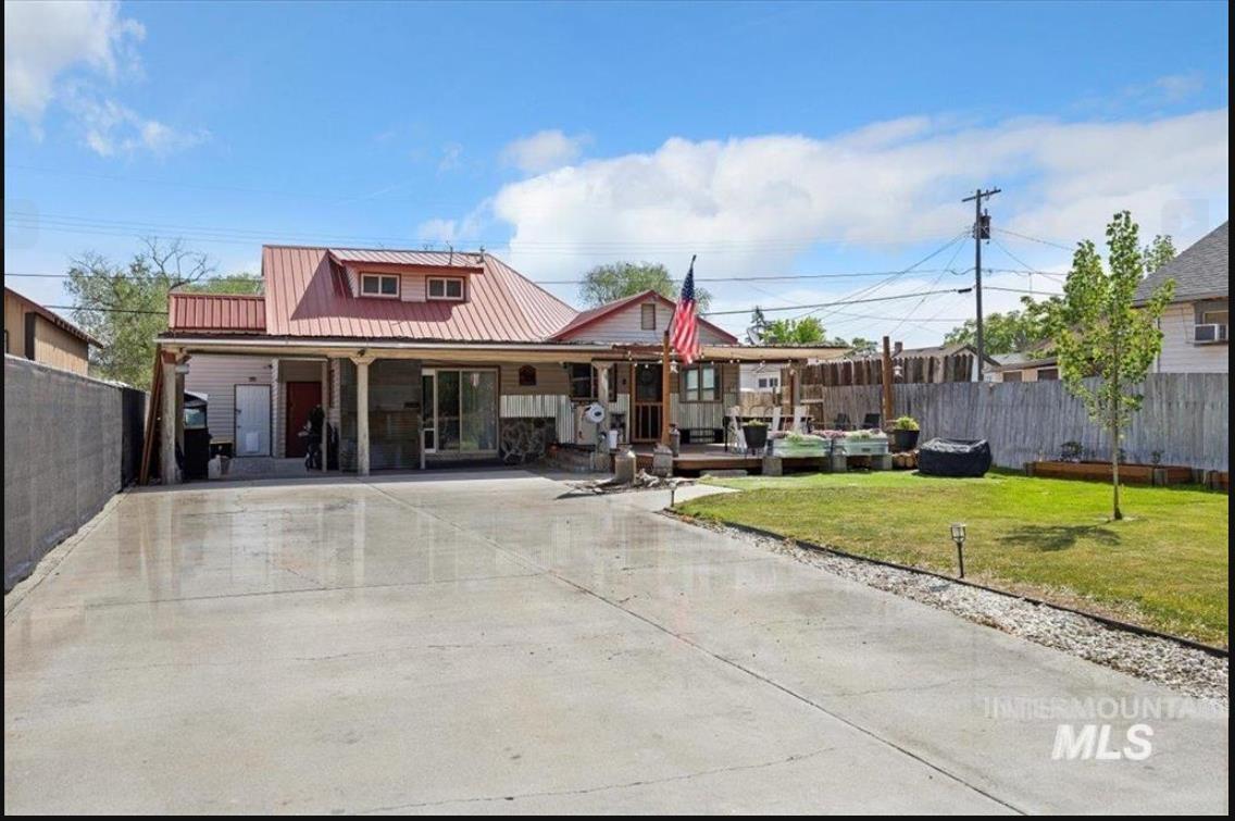 320 14th Ave N, Buhl ID 83316