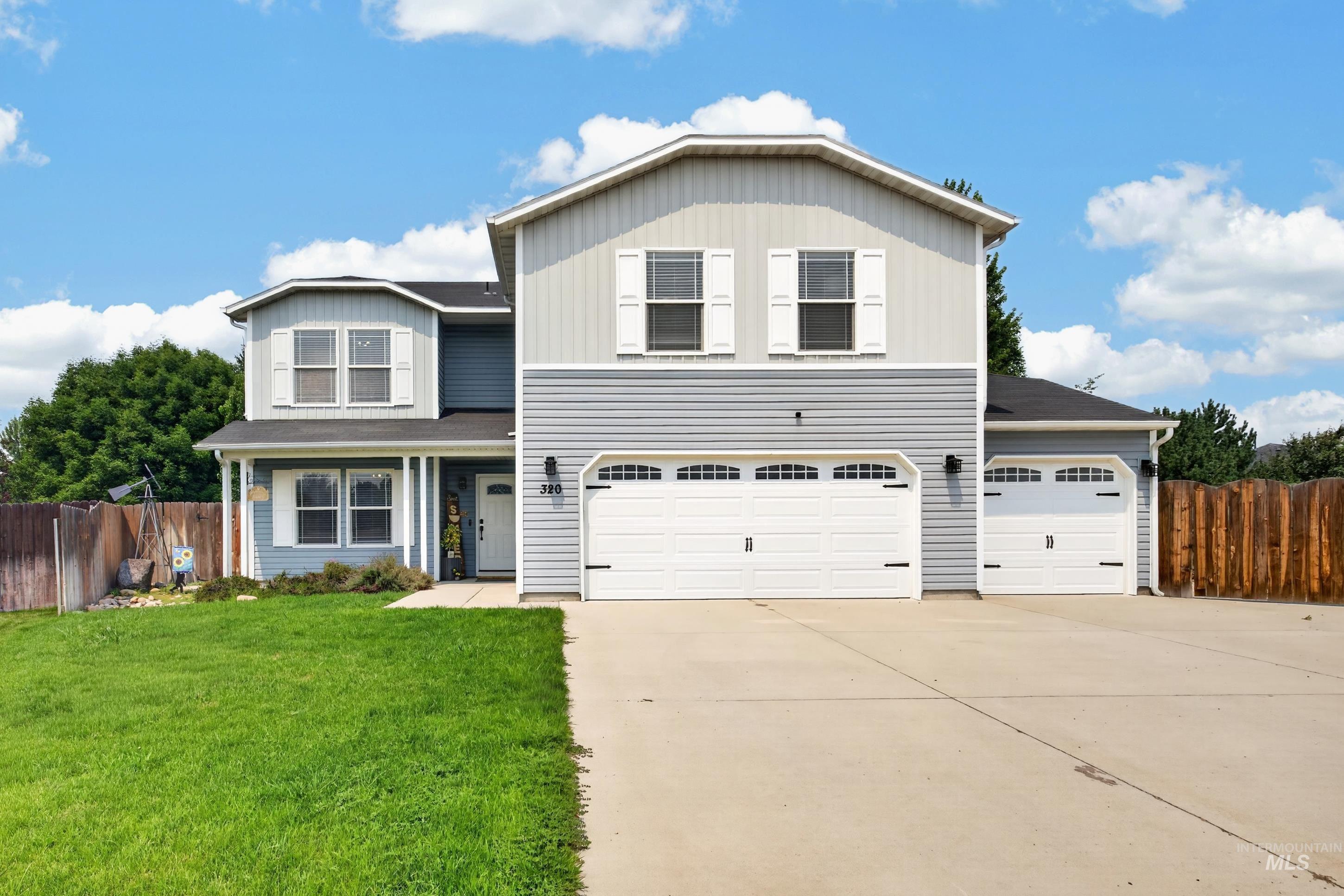 320 E Walcott Lake Ct, Middleton ID 83644