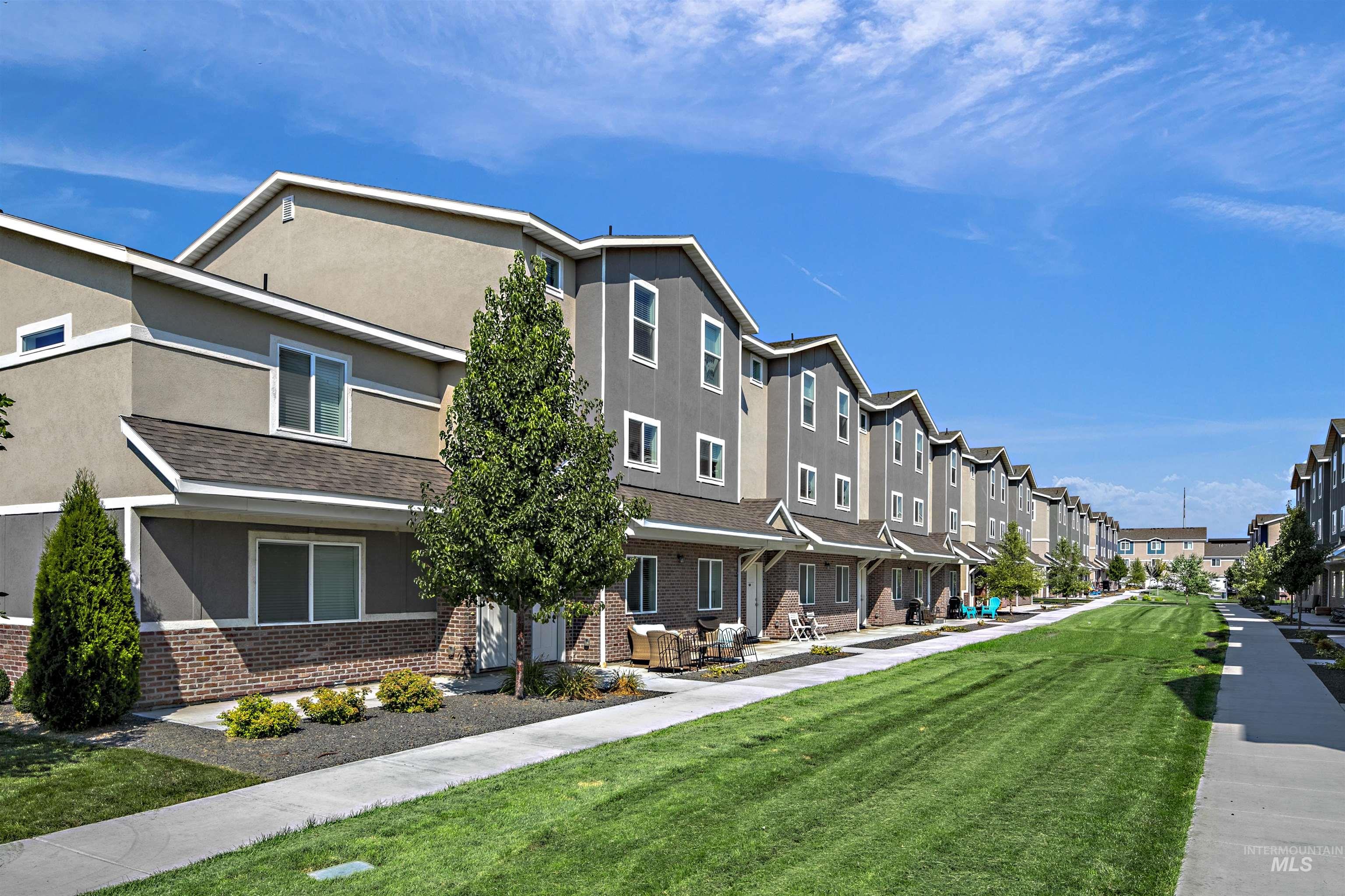 3710 N Centerpointe Way, Meridian ID 83646