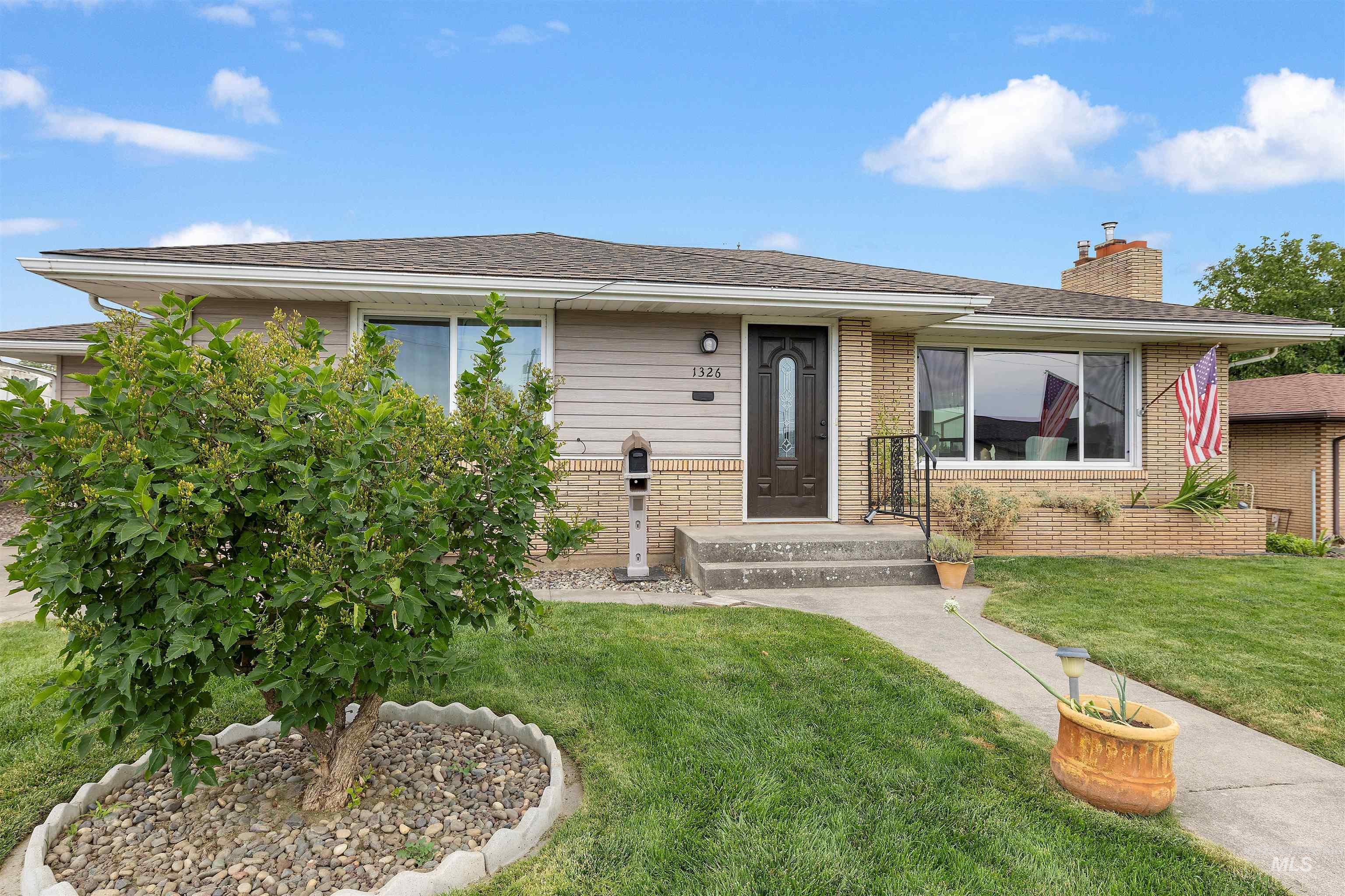 1326 6th Street, Clarkston WA 99403