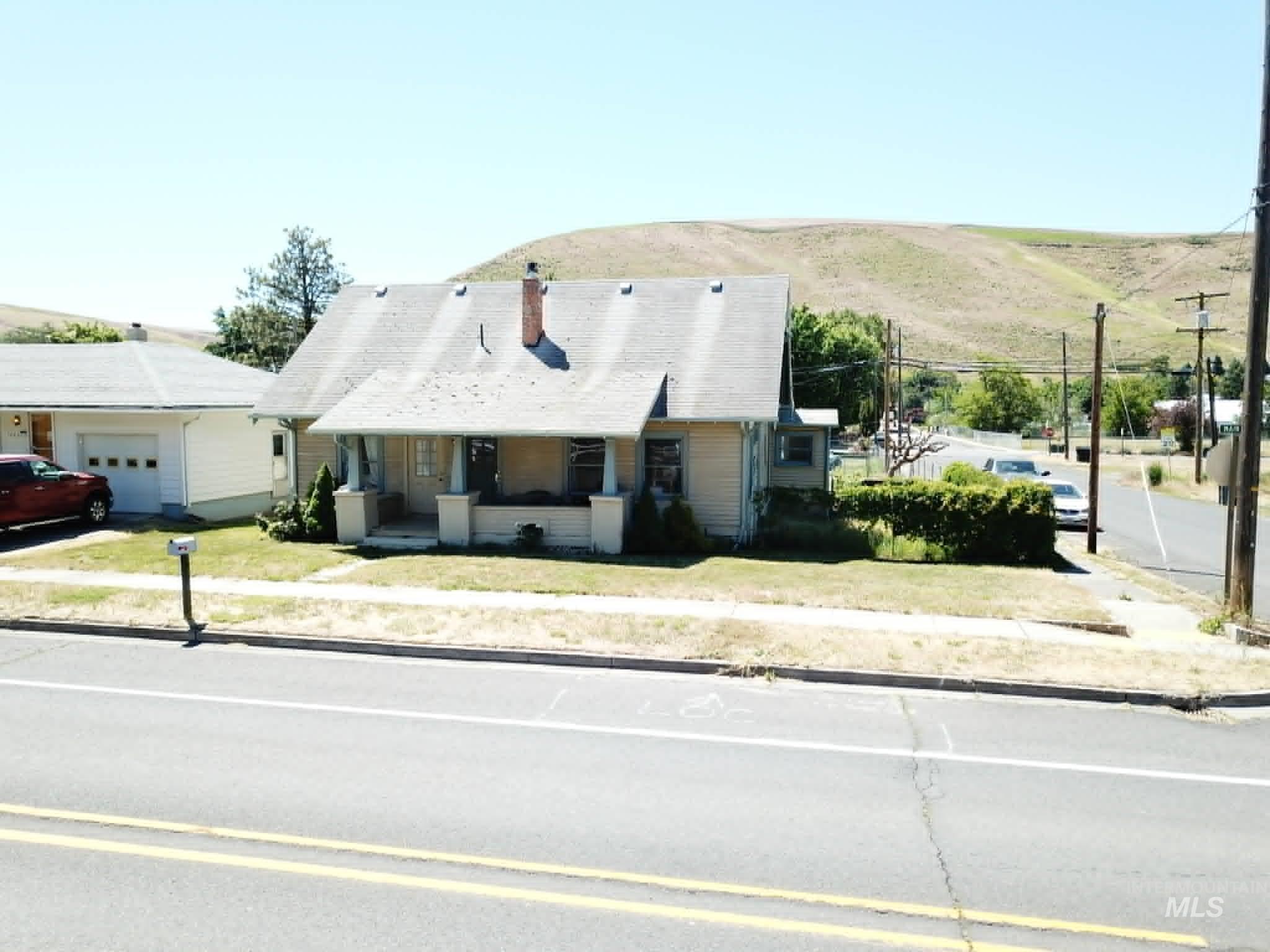 1212 Main Street, Pomeroy WA 99347
