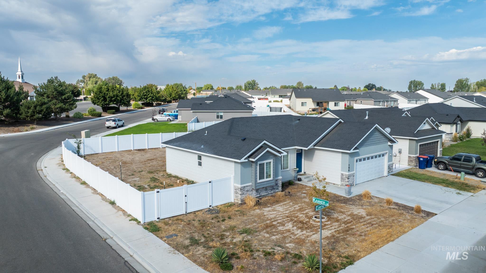 796 Cortni Dr # 1, Twin Falls ID 83301