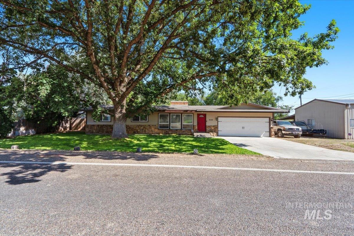 2322 W Roosevelt Avenue, Nampa ID 83651
