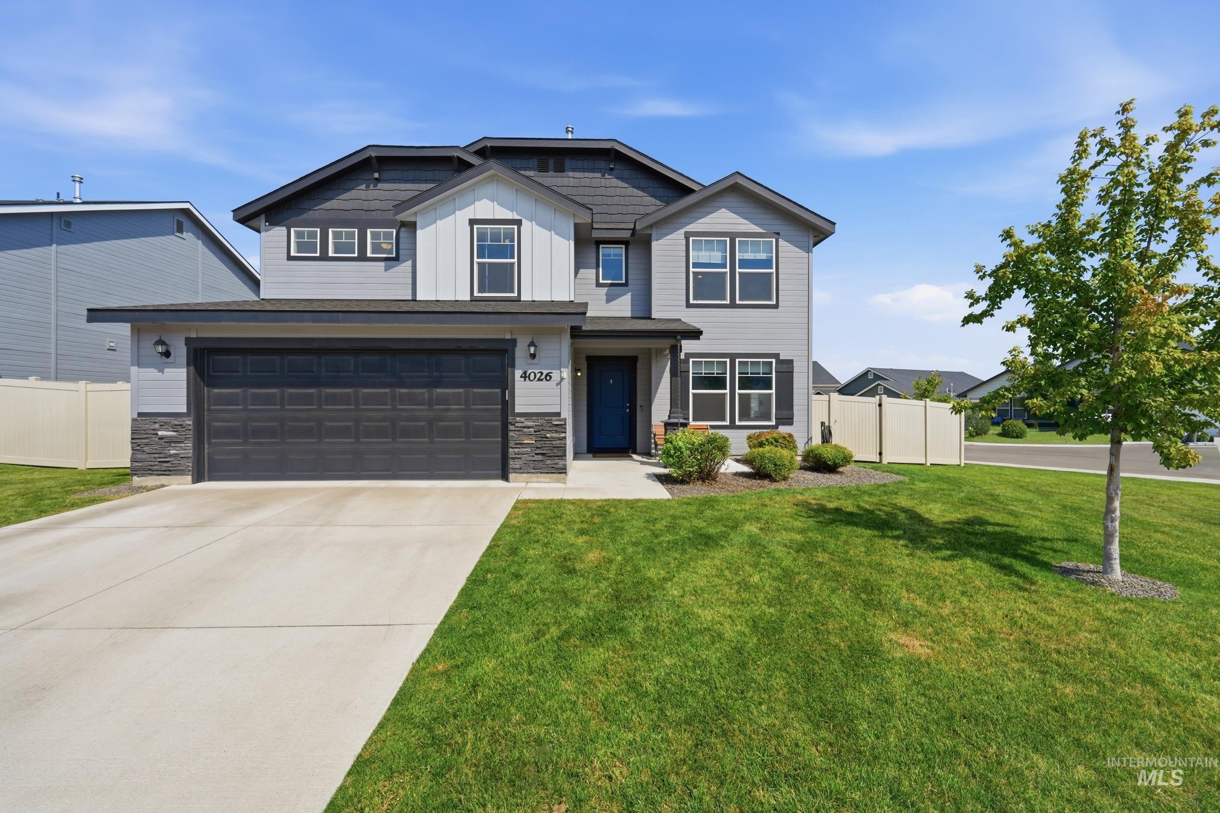 4026 E Hawk Ridge Dr, Nampa ID 83686