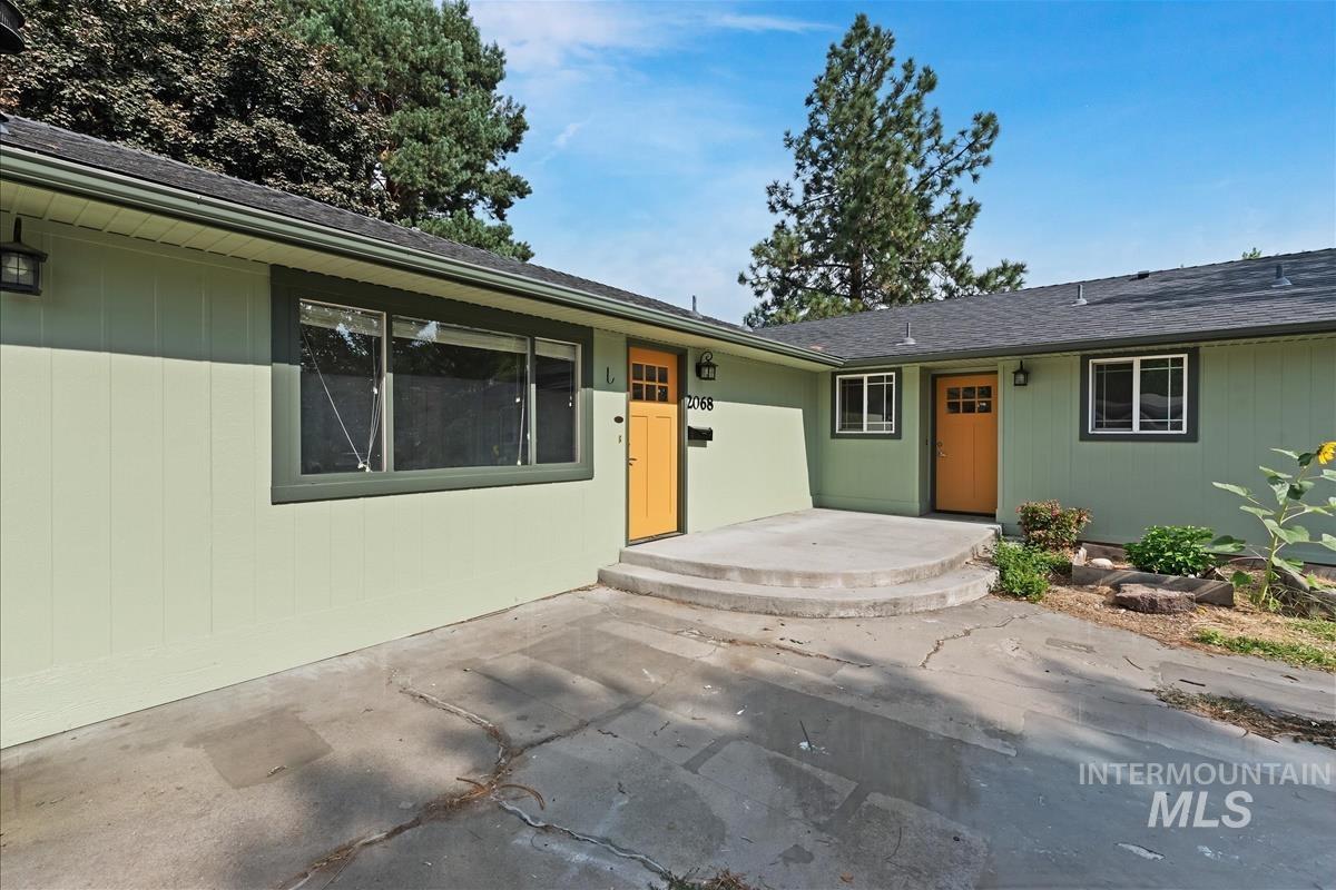 2068 S Crystal Way, Boise ID 83706