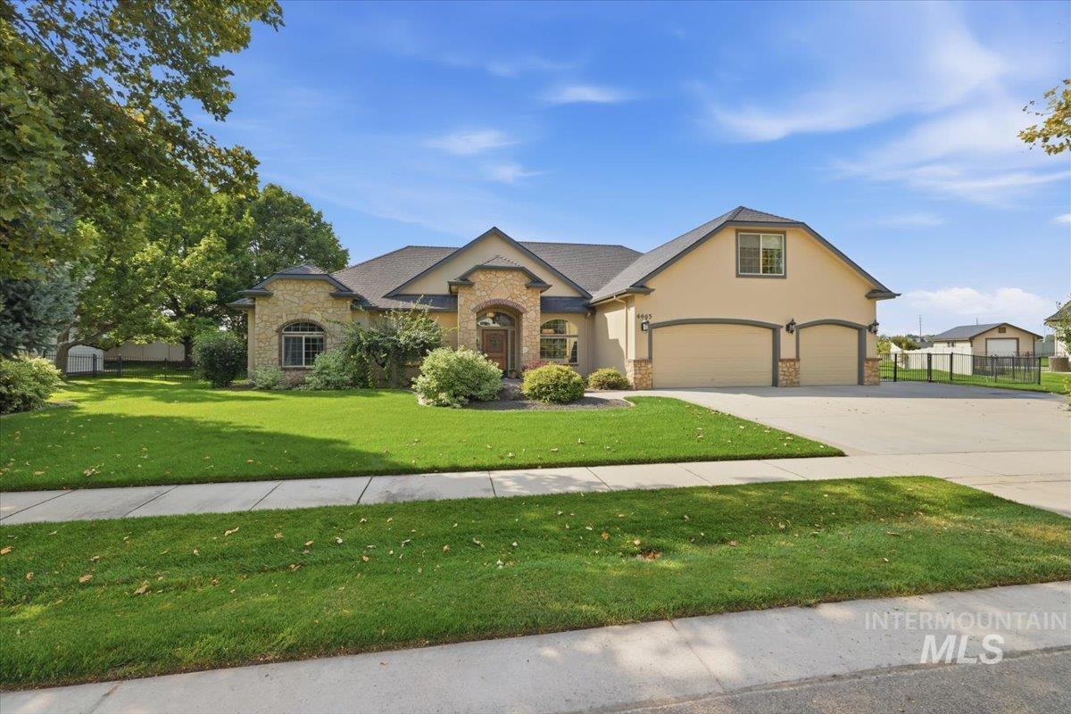 4465 W Escalante Dr, Eagle ID 83616