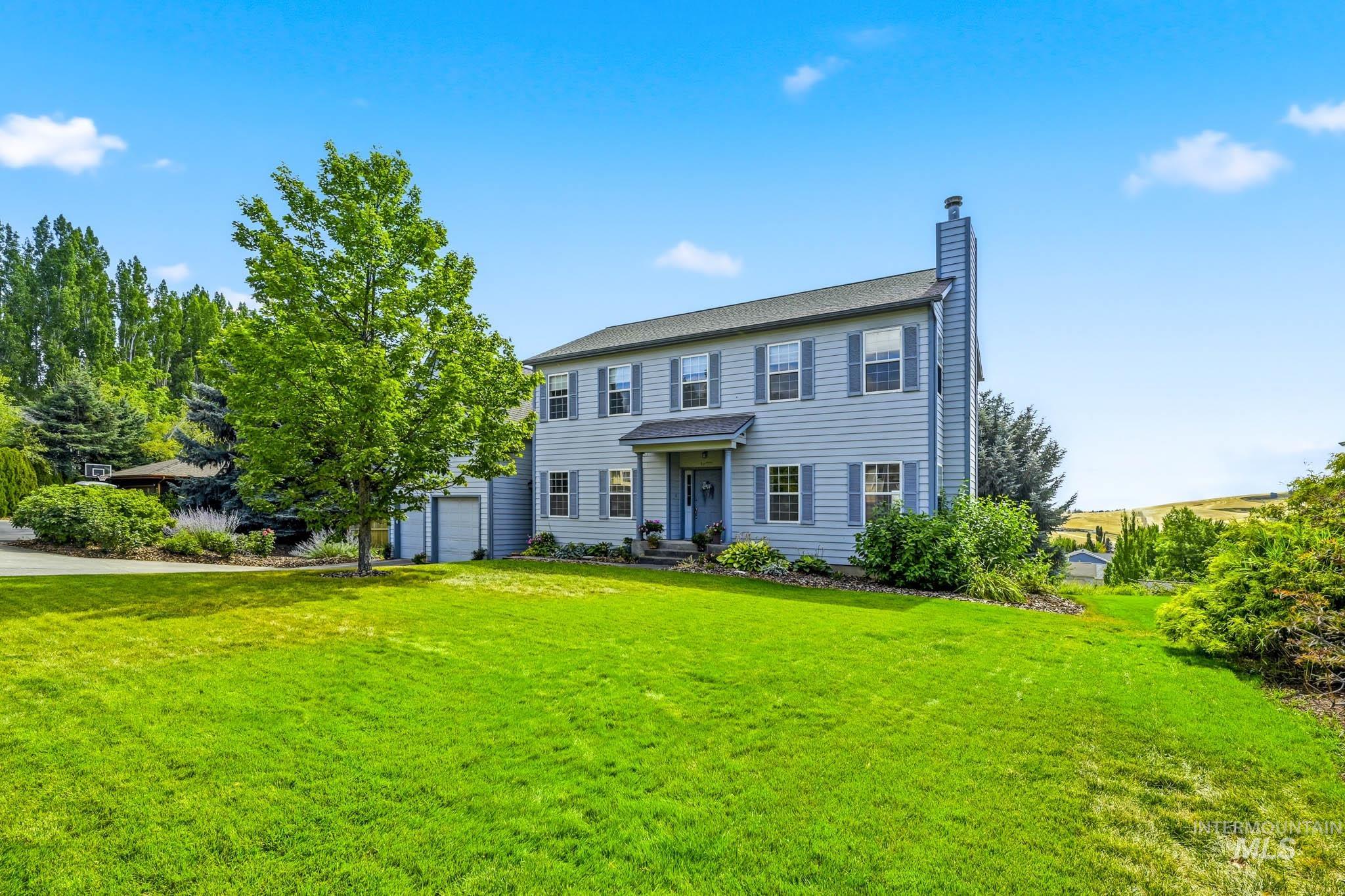 1672 Appaloosa Rd, Moscow ID 83843