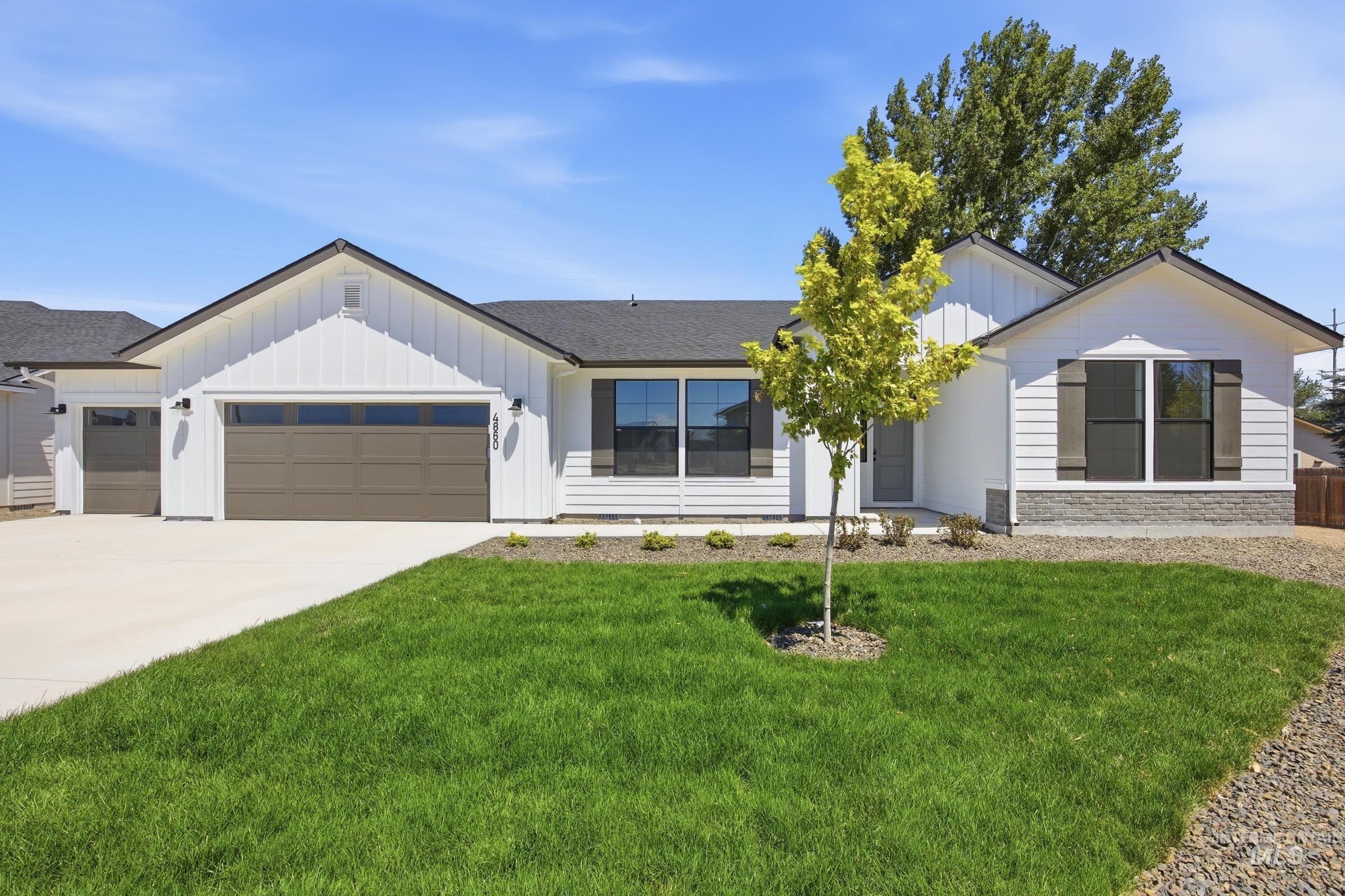 4860 S Bleachfield Ave, Meridian ID 83642