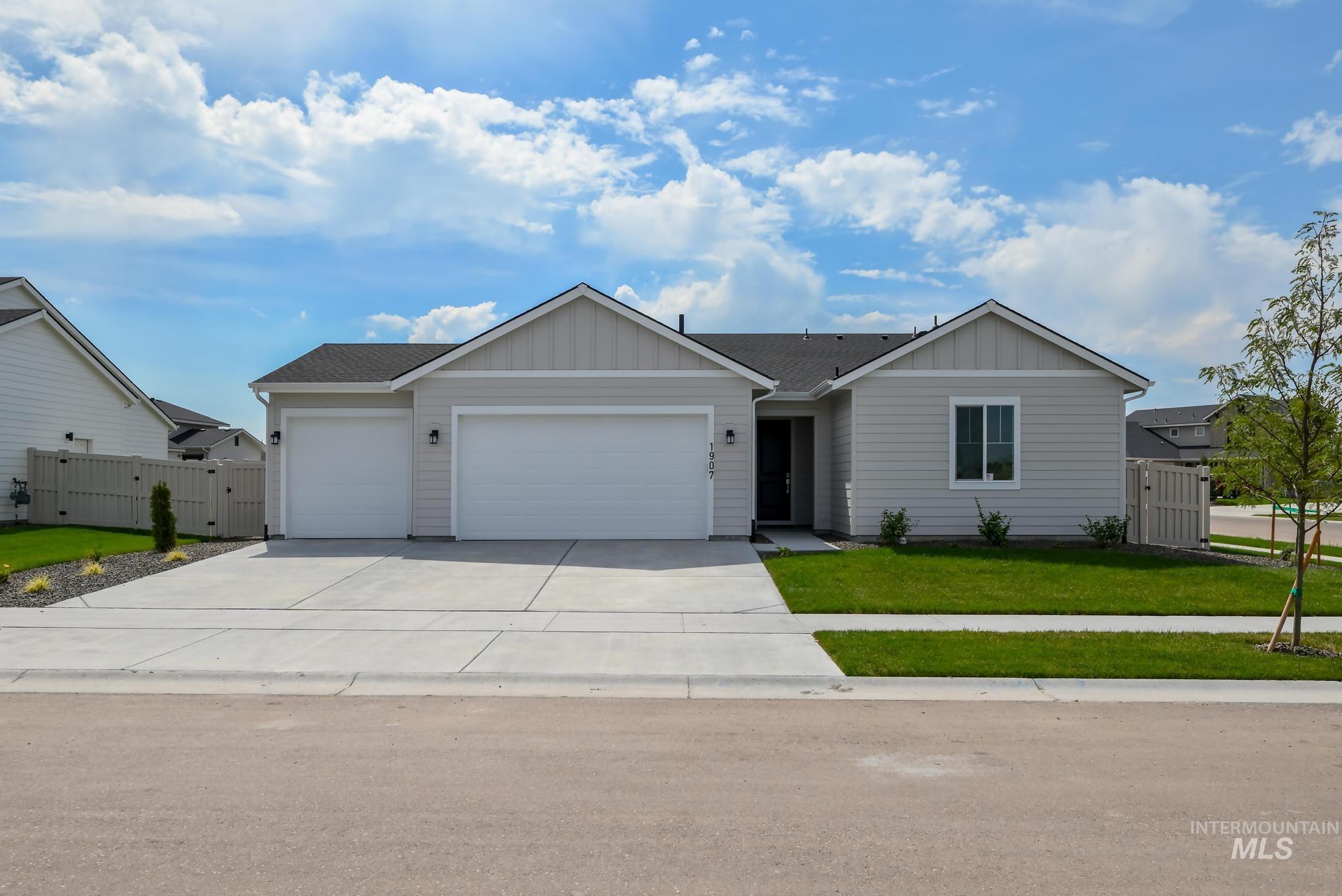 1907 W Blue Lightning St, Middleton ID 83644