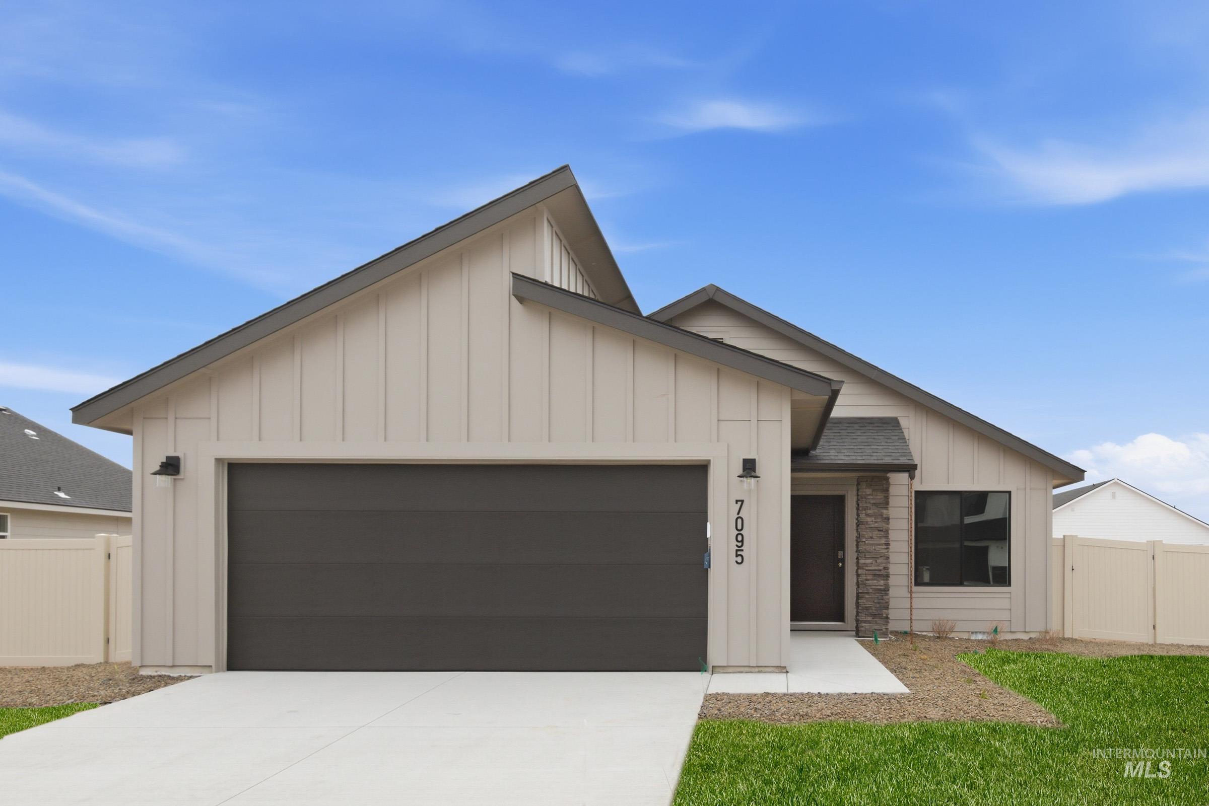 4414 S Amsterdam Ave, Nampa ID 83686