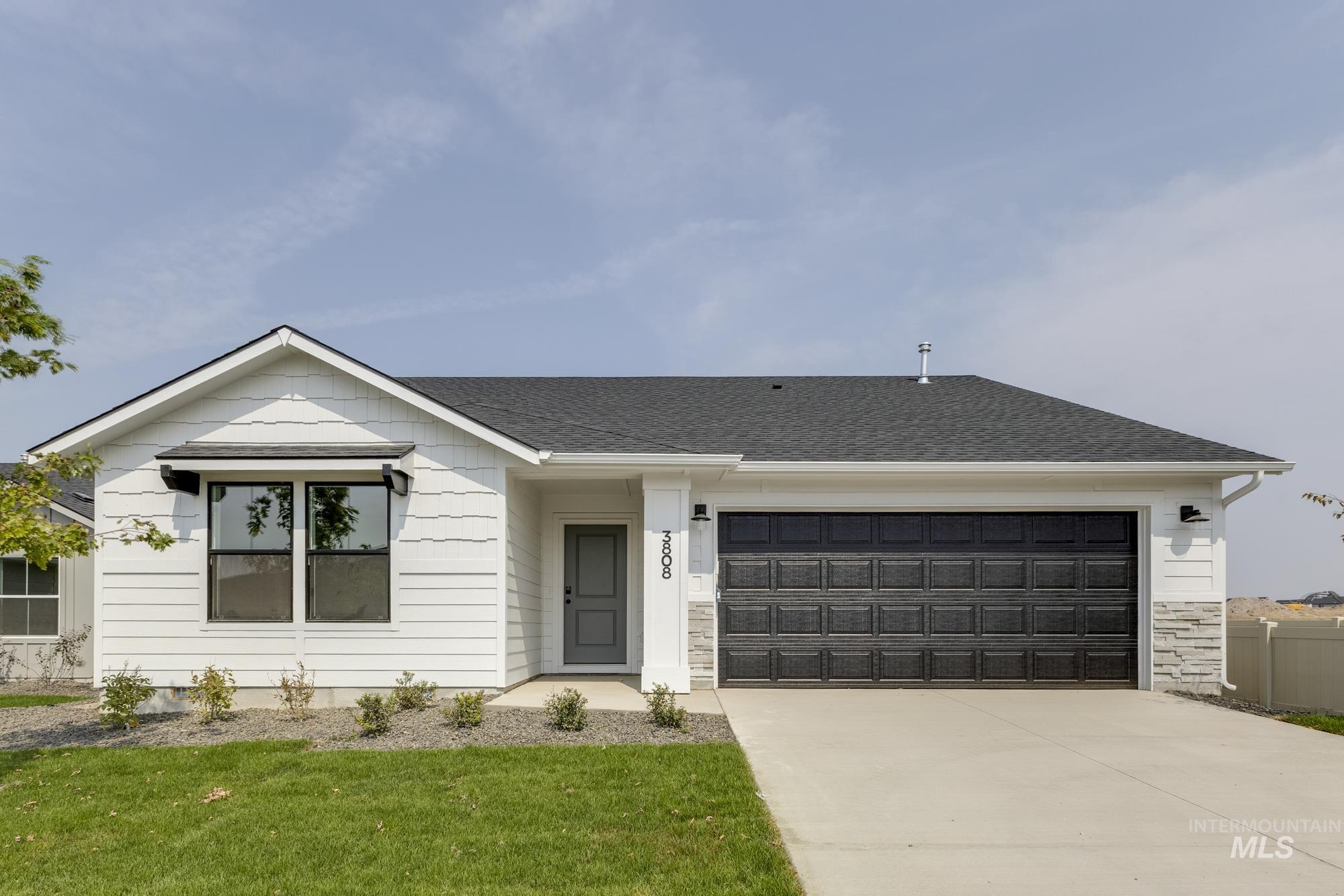 3826 E Freedom Tower Dr, Nampa ID 83686