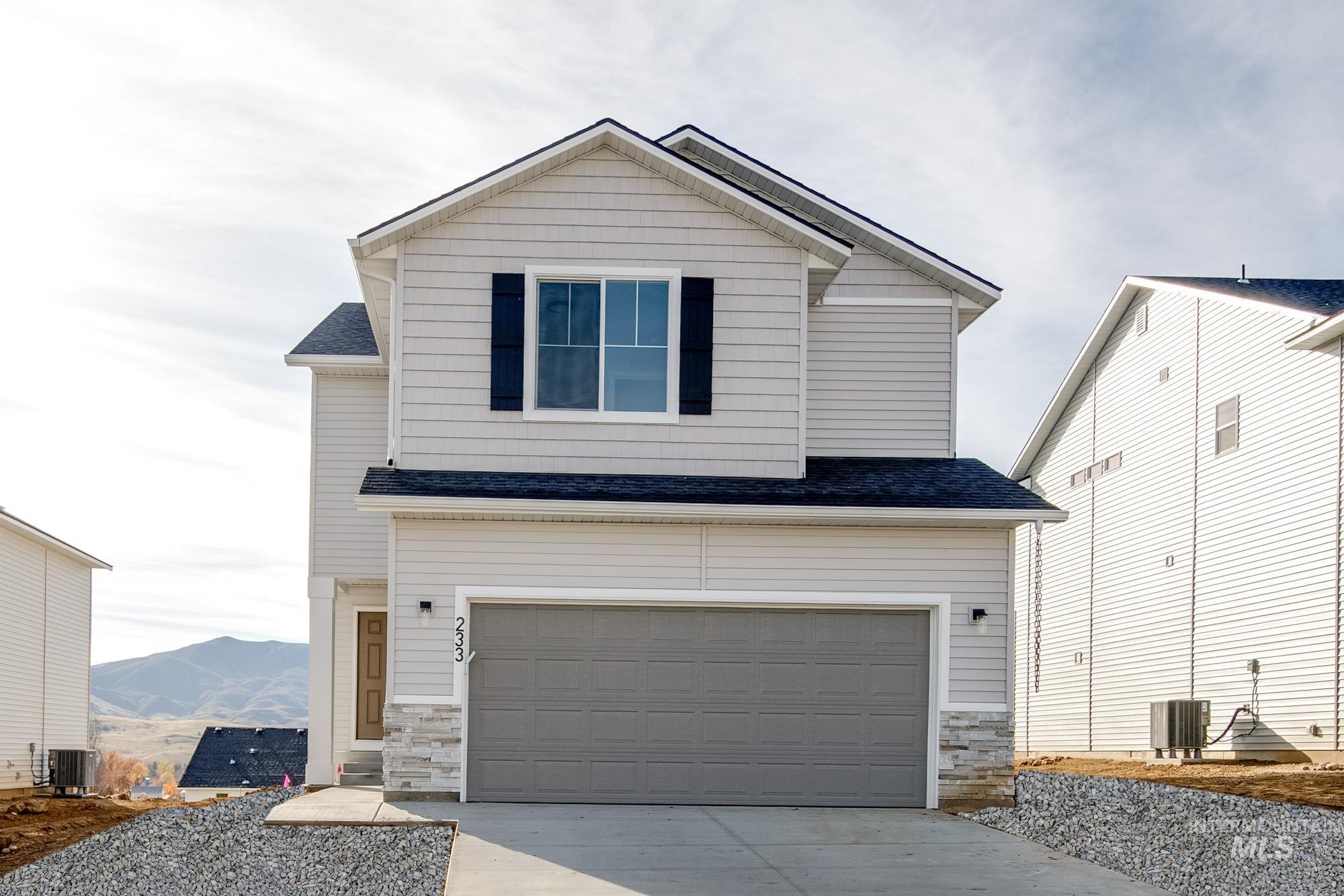 233 Caribou Ct, Horseshoe Bend ID 83629