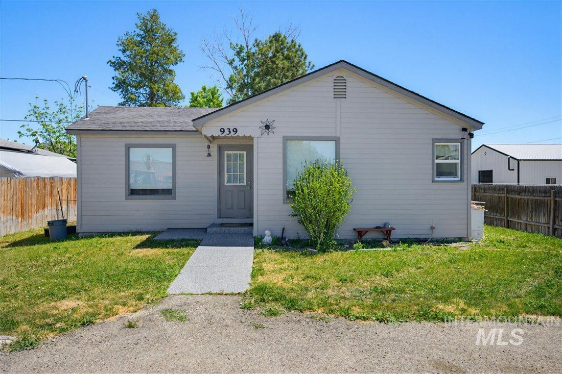 939 W Owyhee St, Kuna ID 83634