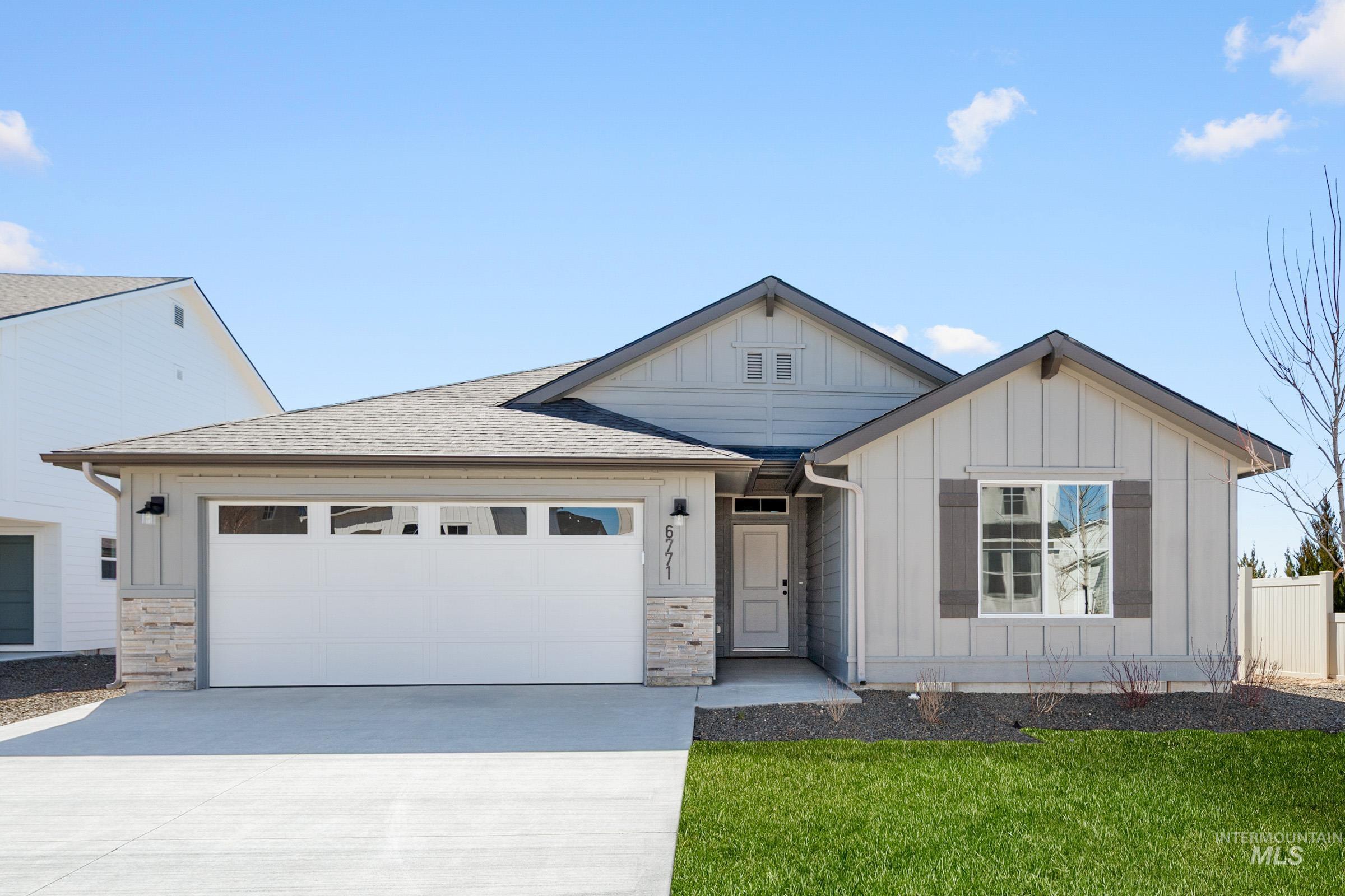 6771 W Redwood Creek Dr, Meridian ID 83646