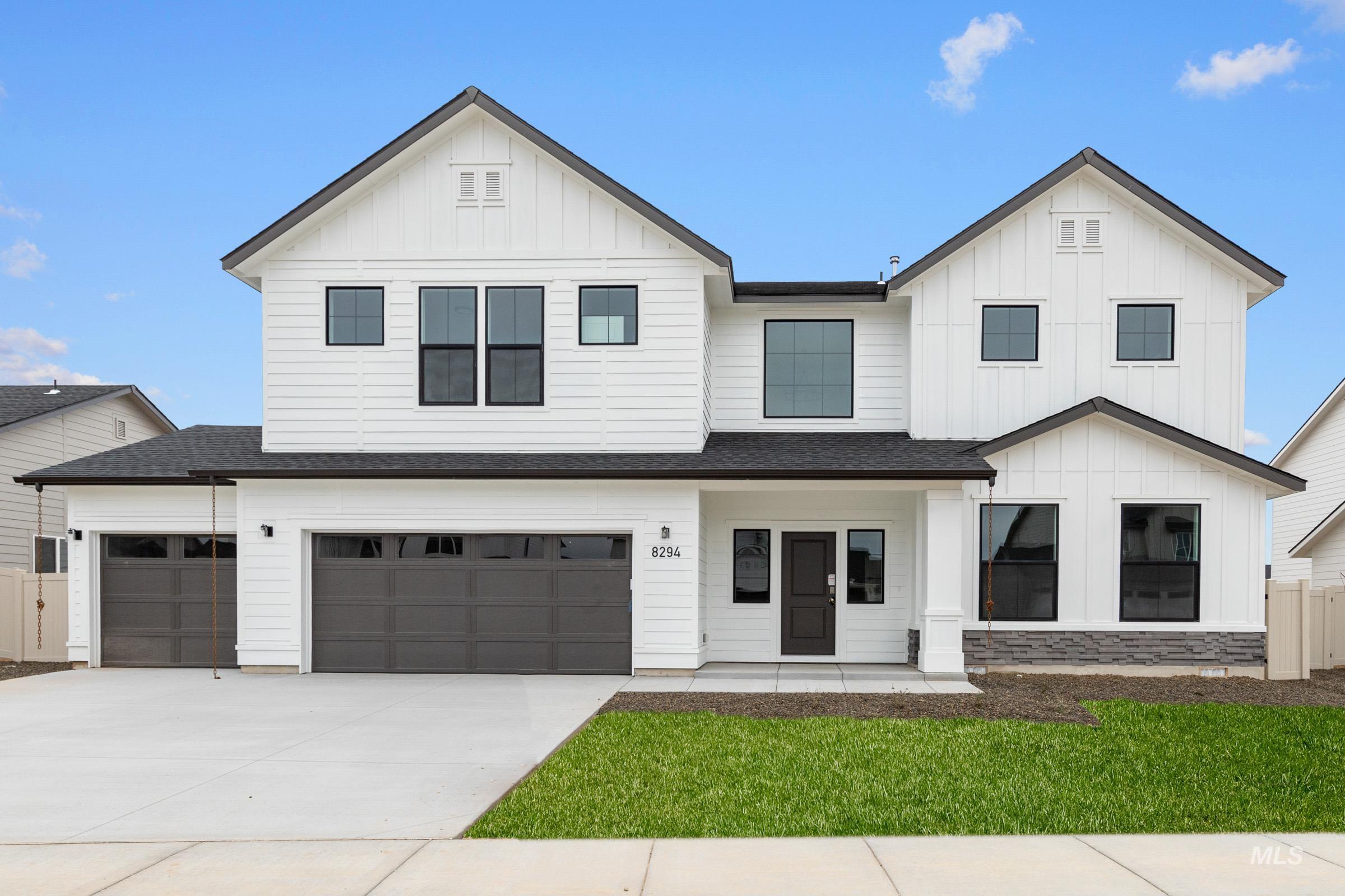840 Thunderbolt Dr, Mountain Home ID 83647