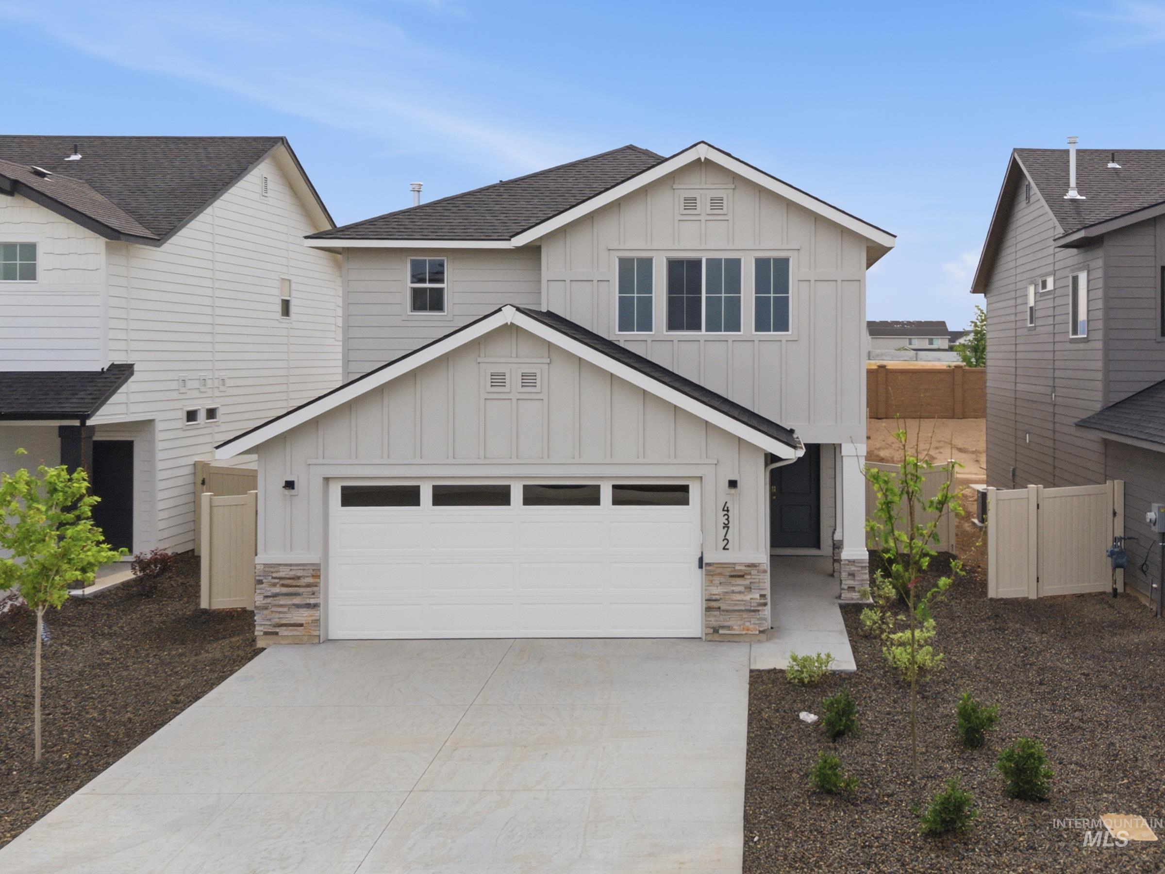4372 N Alameda Creek Ave, Meridian ID 83646