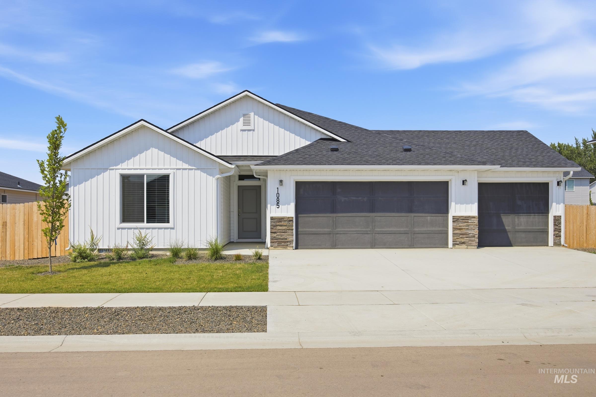 1085 Grass Pond Ave, Middleton ID 83644