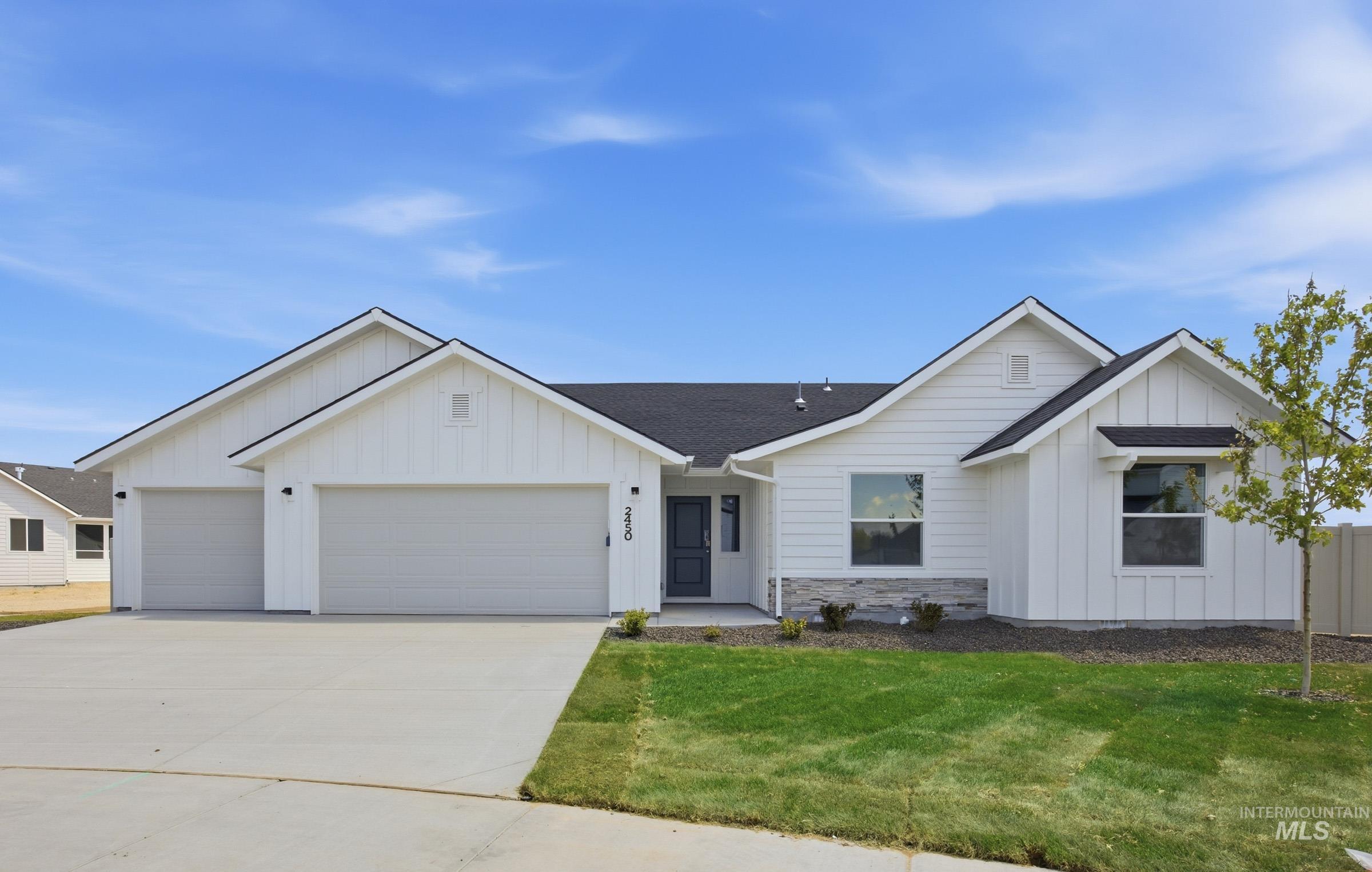 1325 Sunday River St, Middleton ID 83644