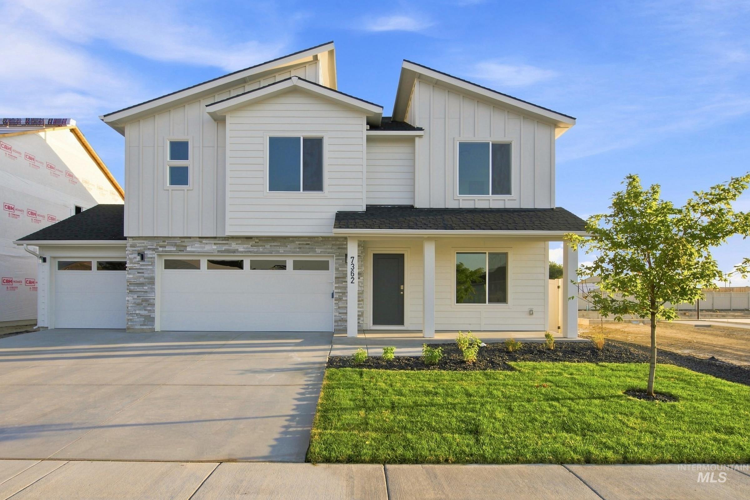 7362 W Newtown Dr, Eagle ID 83616