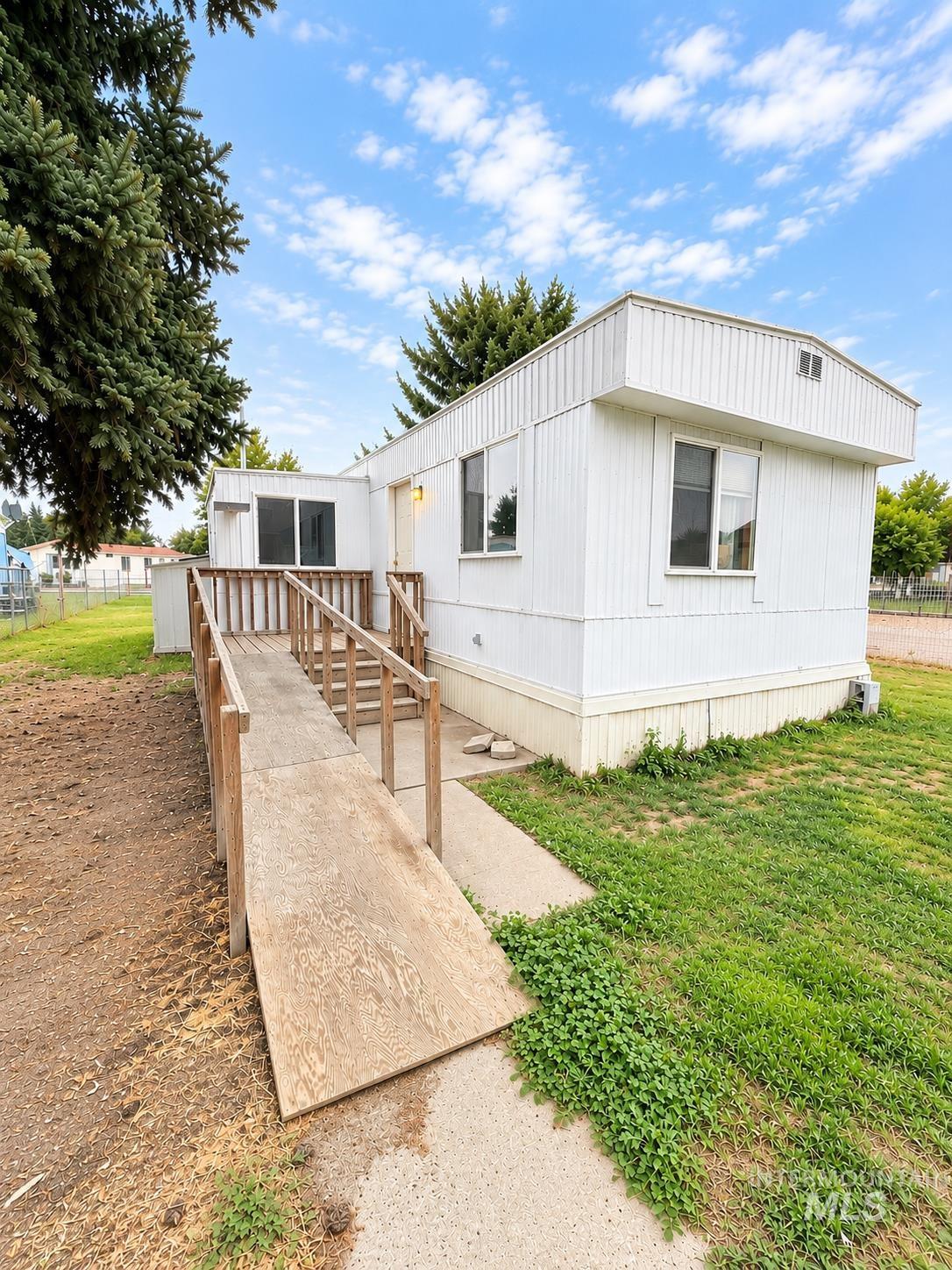 715 E Center St # 21, Kimberly ID 83341