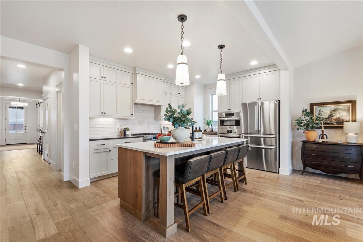 7058 N Canter Trail Ave, Meridian ID 83646