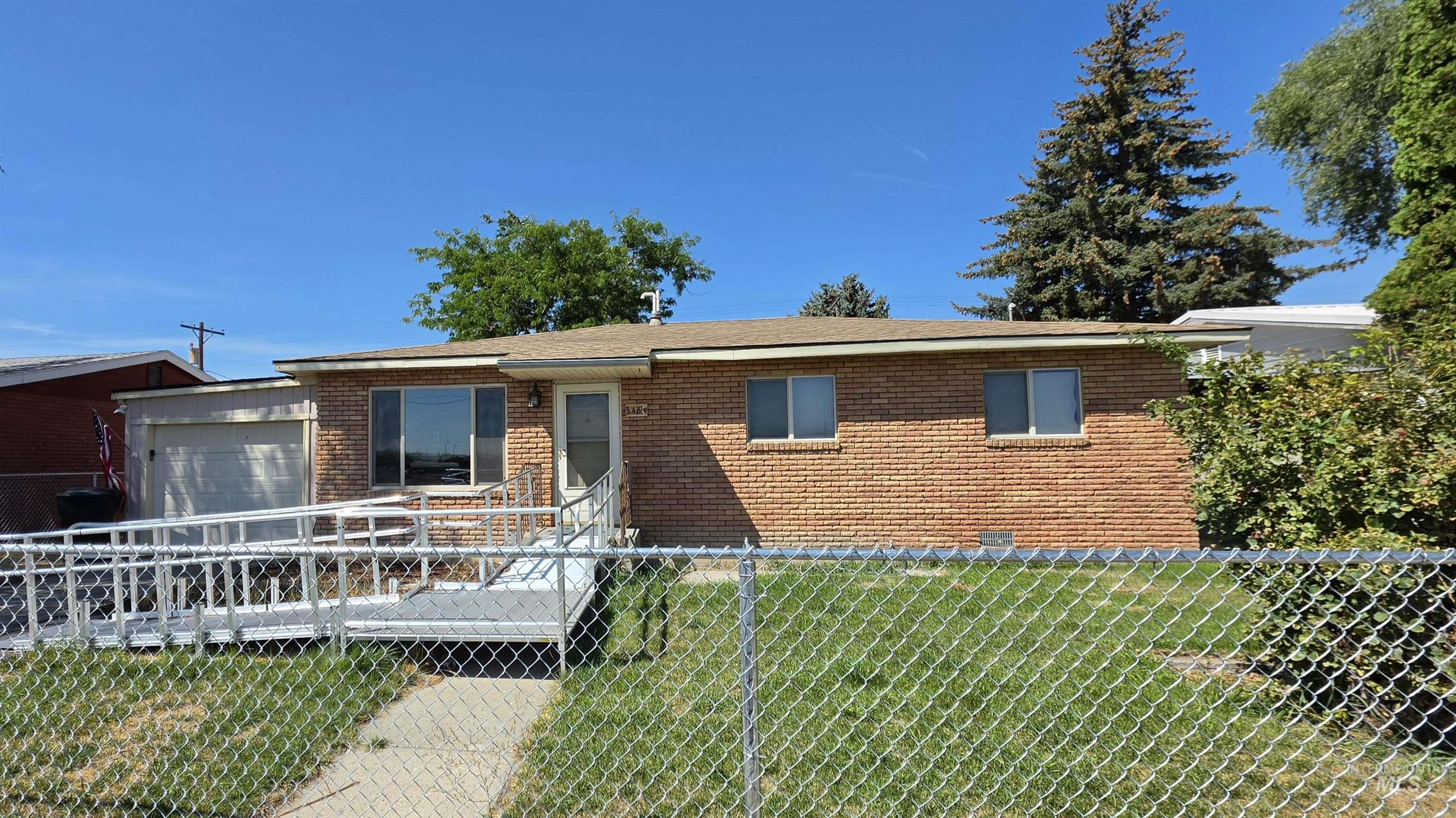 346 N Miller Ave, Burley ID 83318