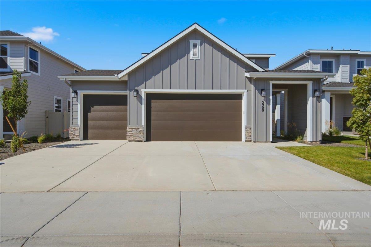 5900 W Parachute Dr, Meridian ID 83646