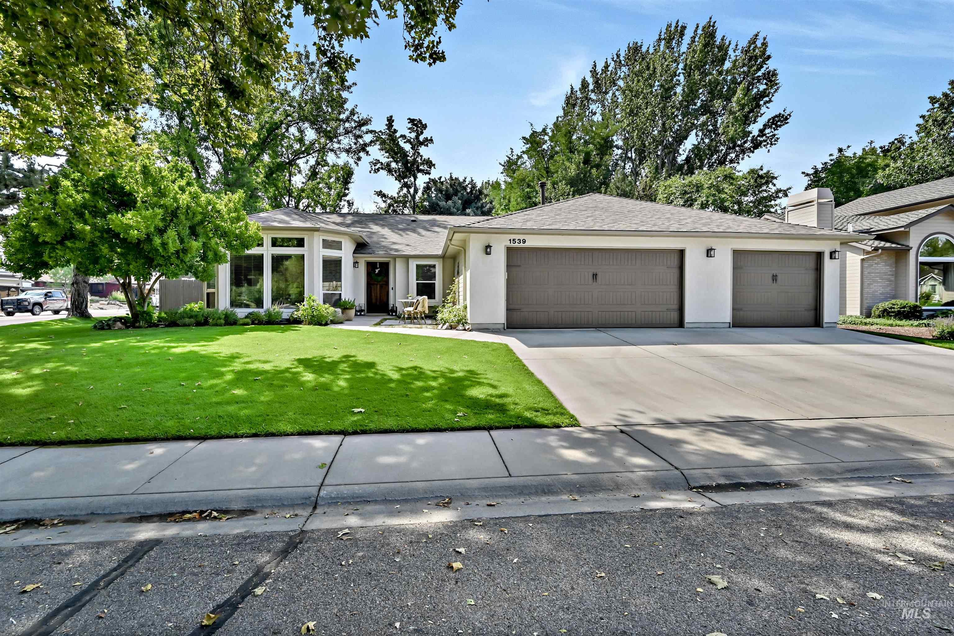 1539 E Spinnaker Court, Boise ID 83706