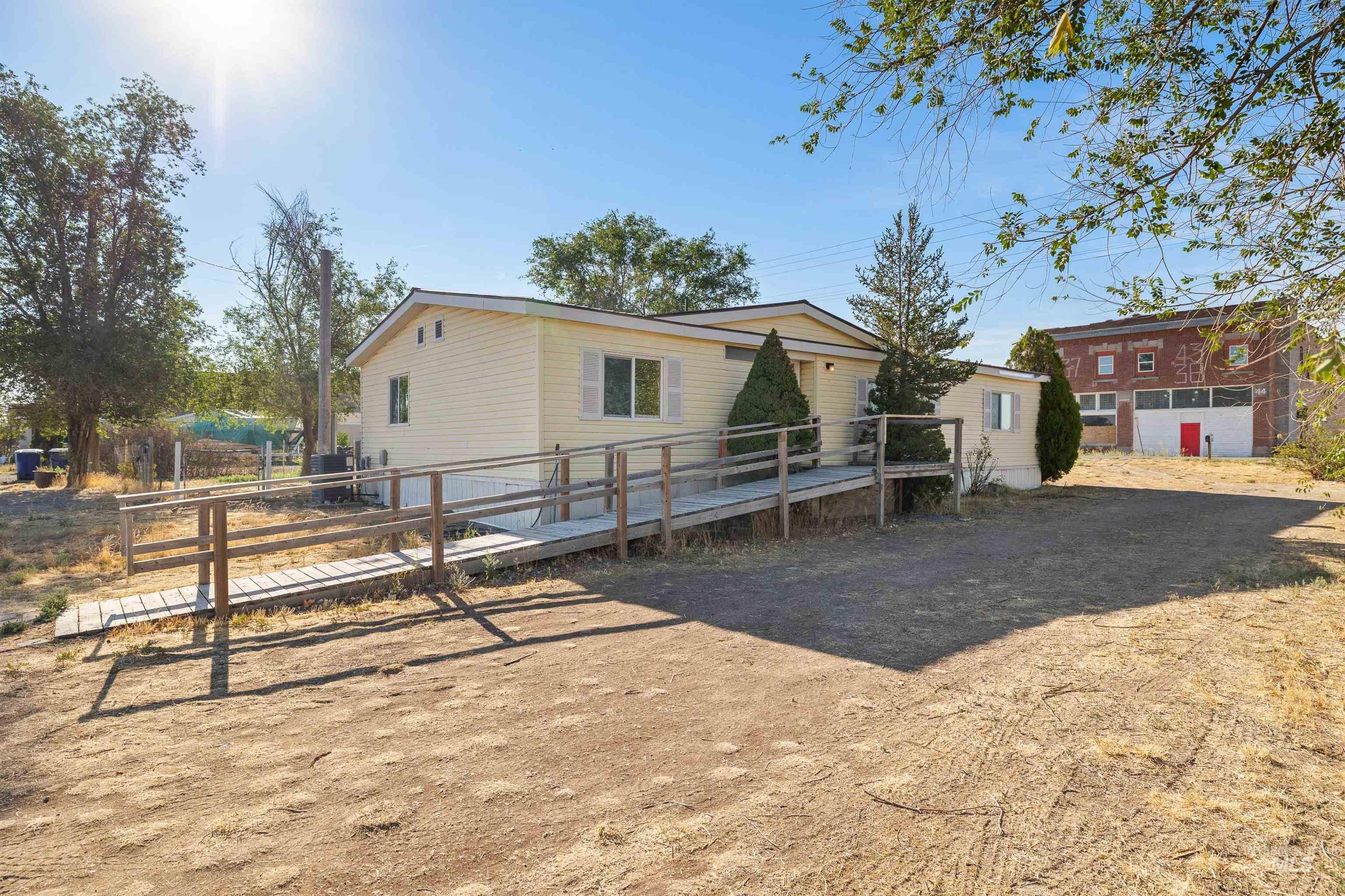 2451 Central Ave., Hollister ID 83301