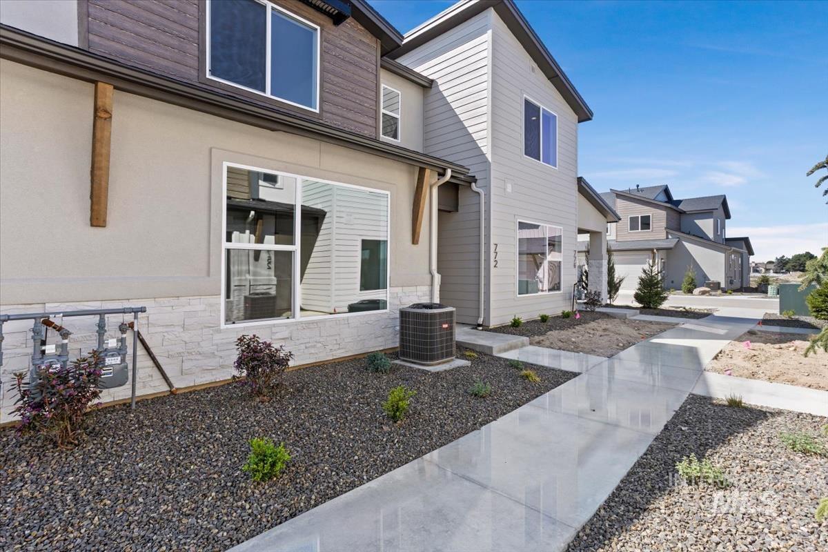 772 S Calhoun Ln., Star ID 83669