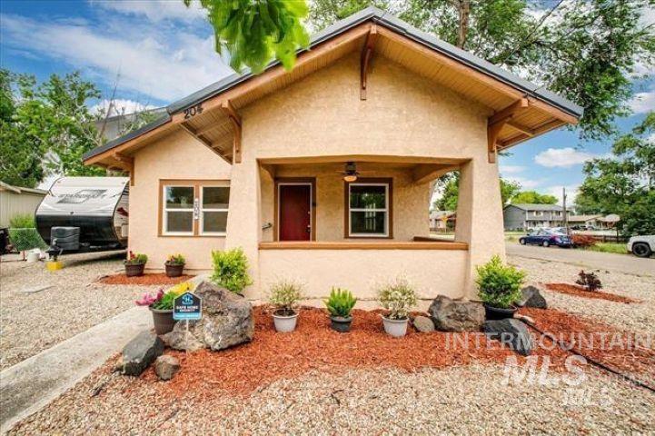 204 N Sugar St, Nampa ID 83687