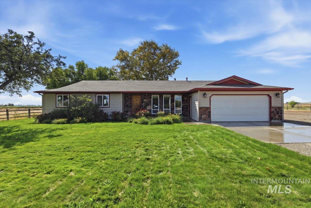 26201 Hop Rd, Caldwell ID 83607