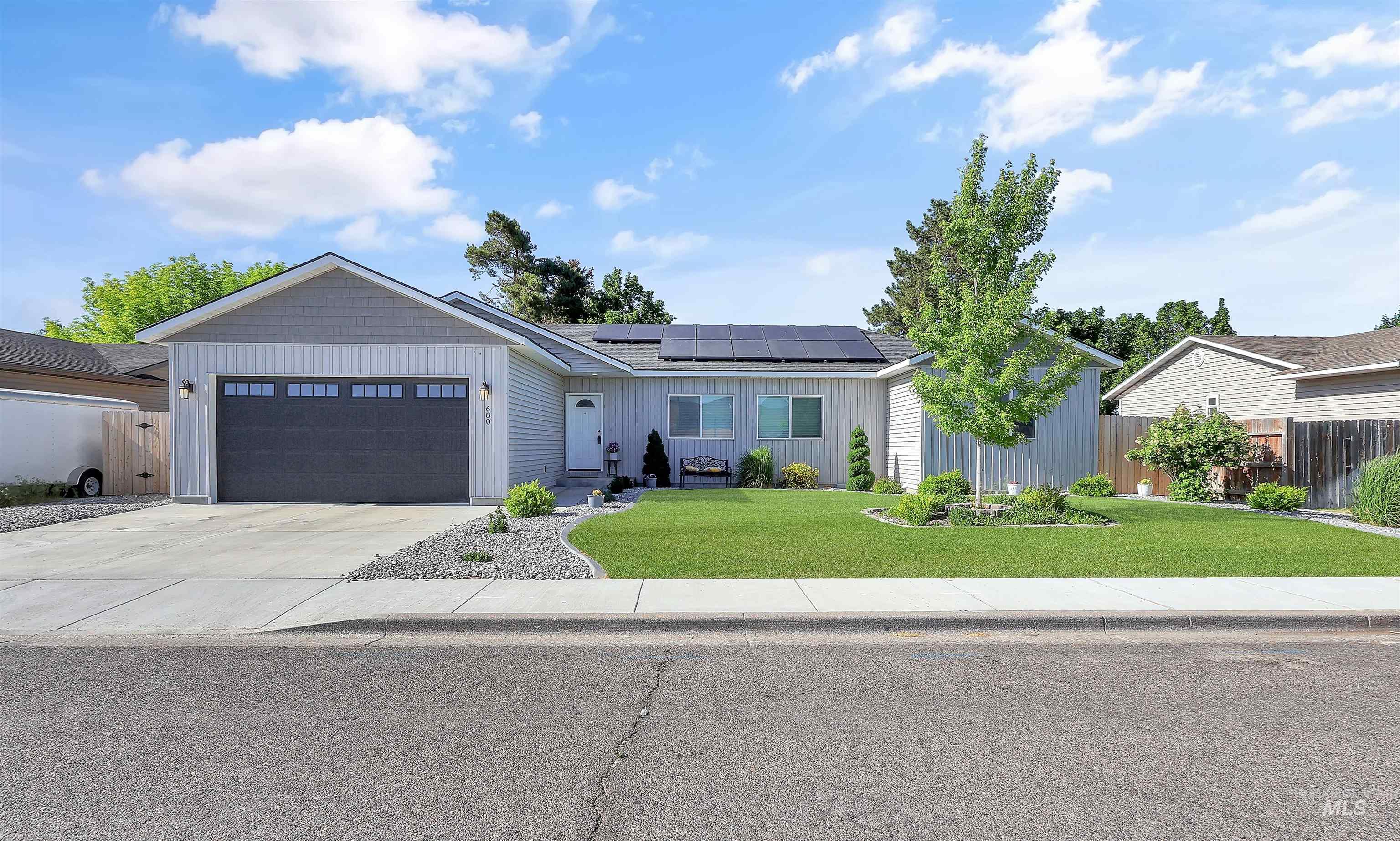 680 E 19th St, Burley ID 83318