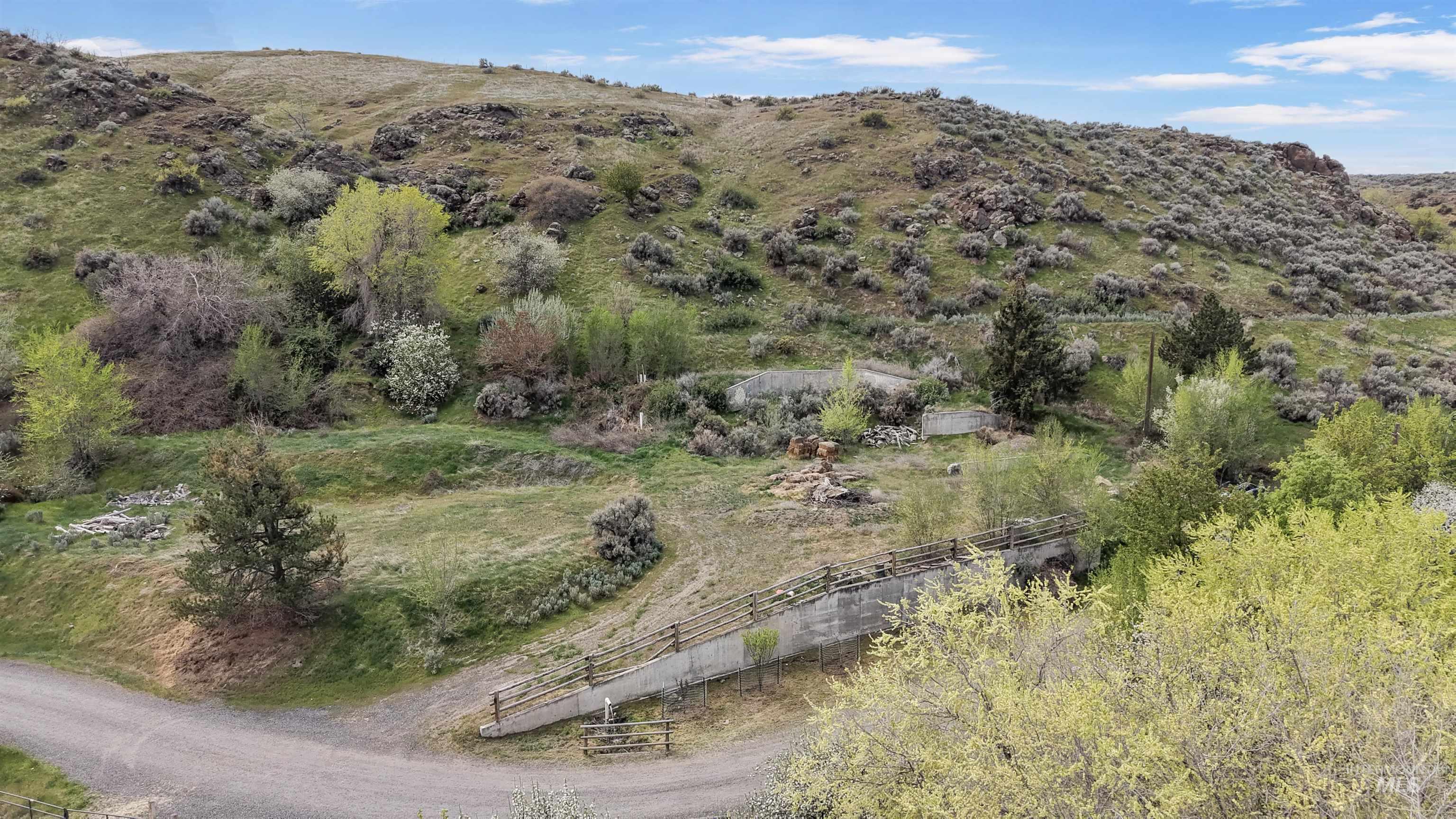 4785 A River Road, Buhl ID 83316