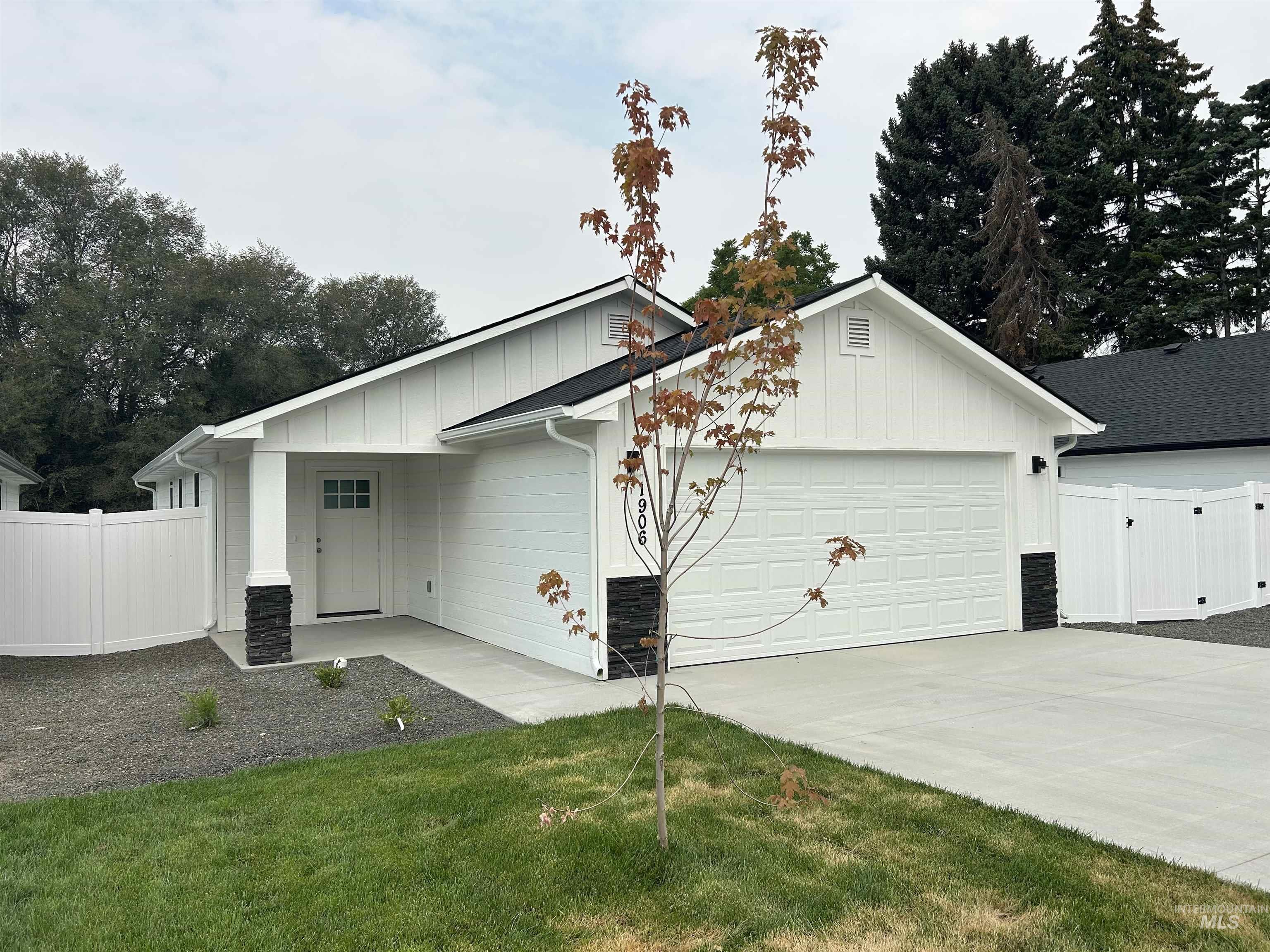 1915 Oregon Avenue, Caldwell ID 83605