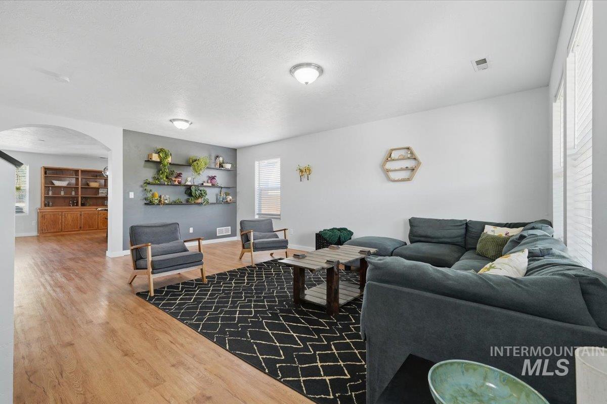 19098 Kenney Way, Caldwell ID 83605