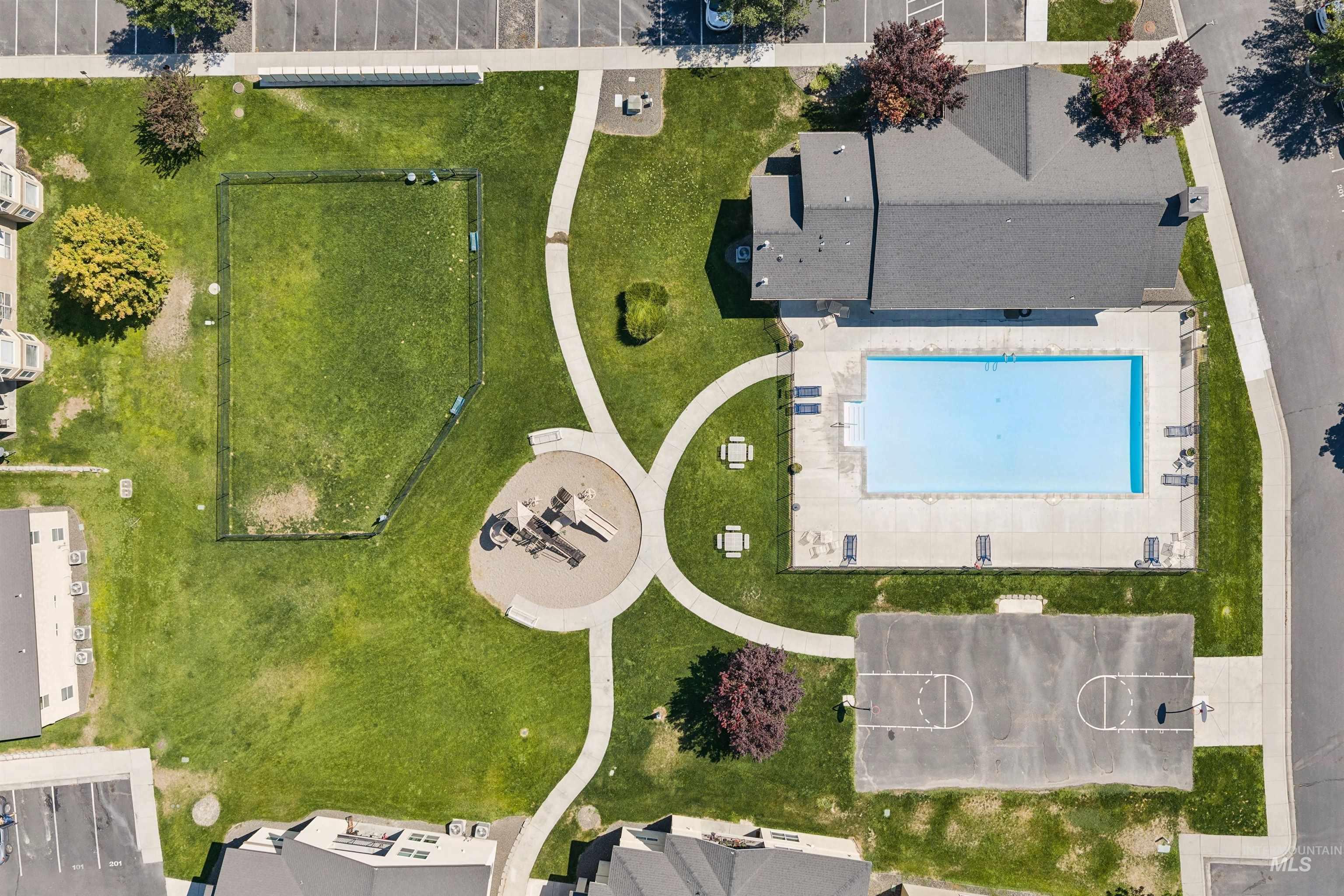 11187 W Brassy Cove Loop, Nampa ID 83651
