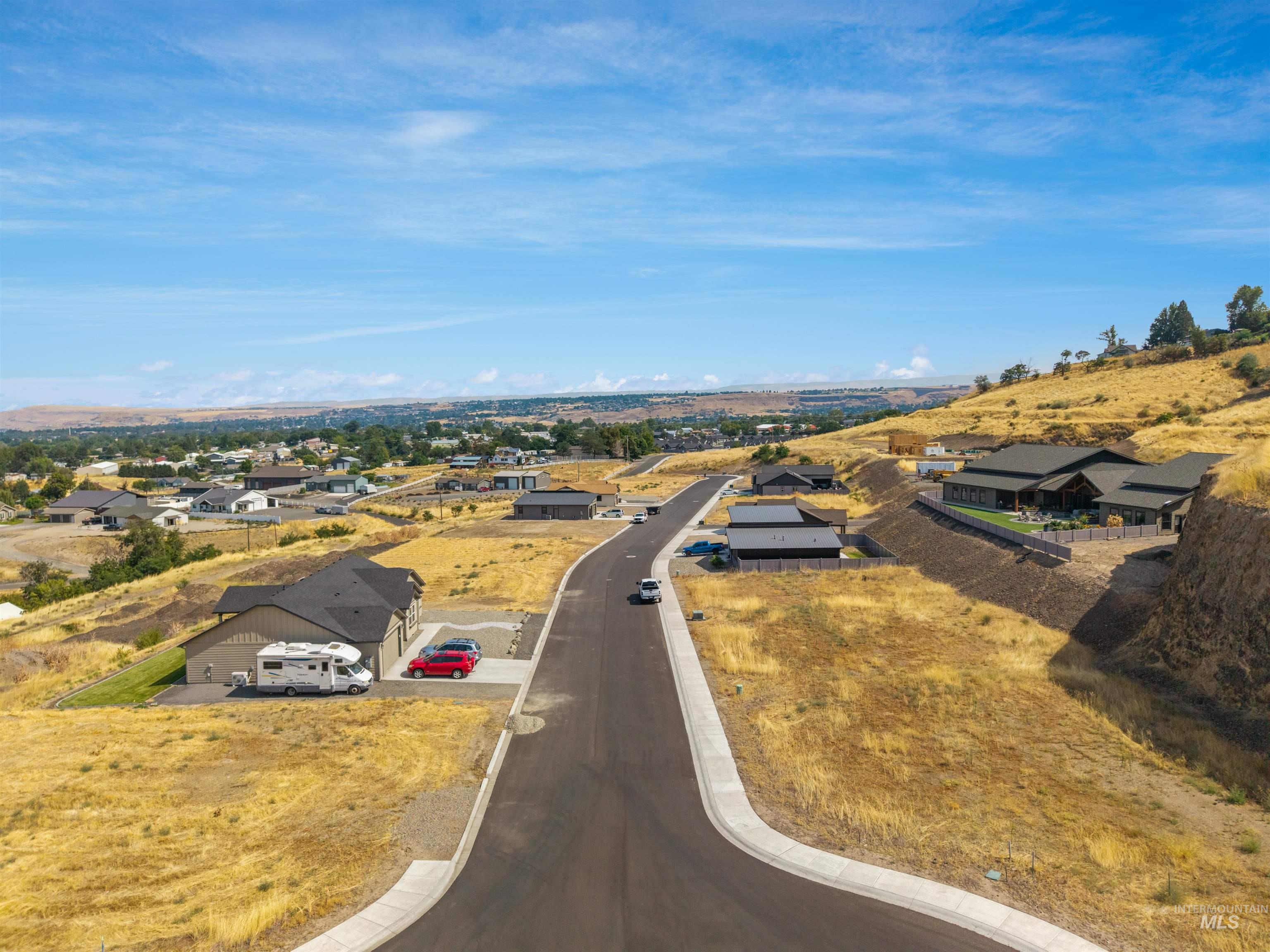 1697 Bennett Hill Drive, Clarkston WA 99403