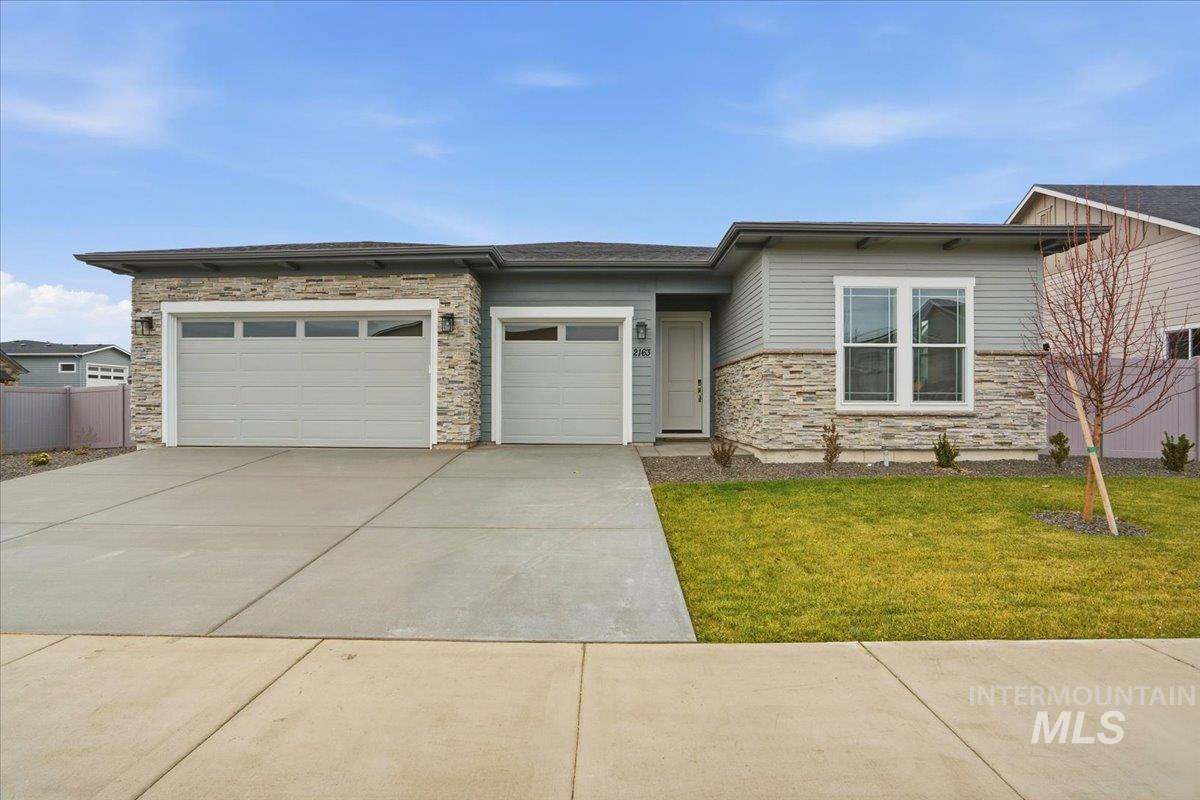 2163 N Kenora Ave, Star ID 83669