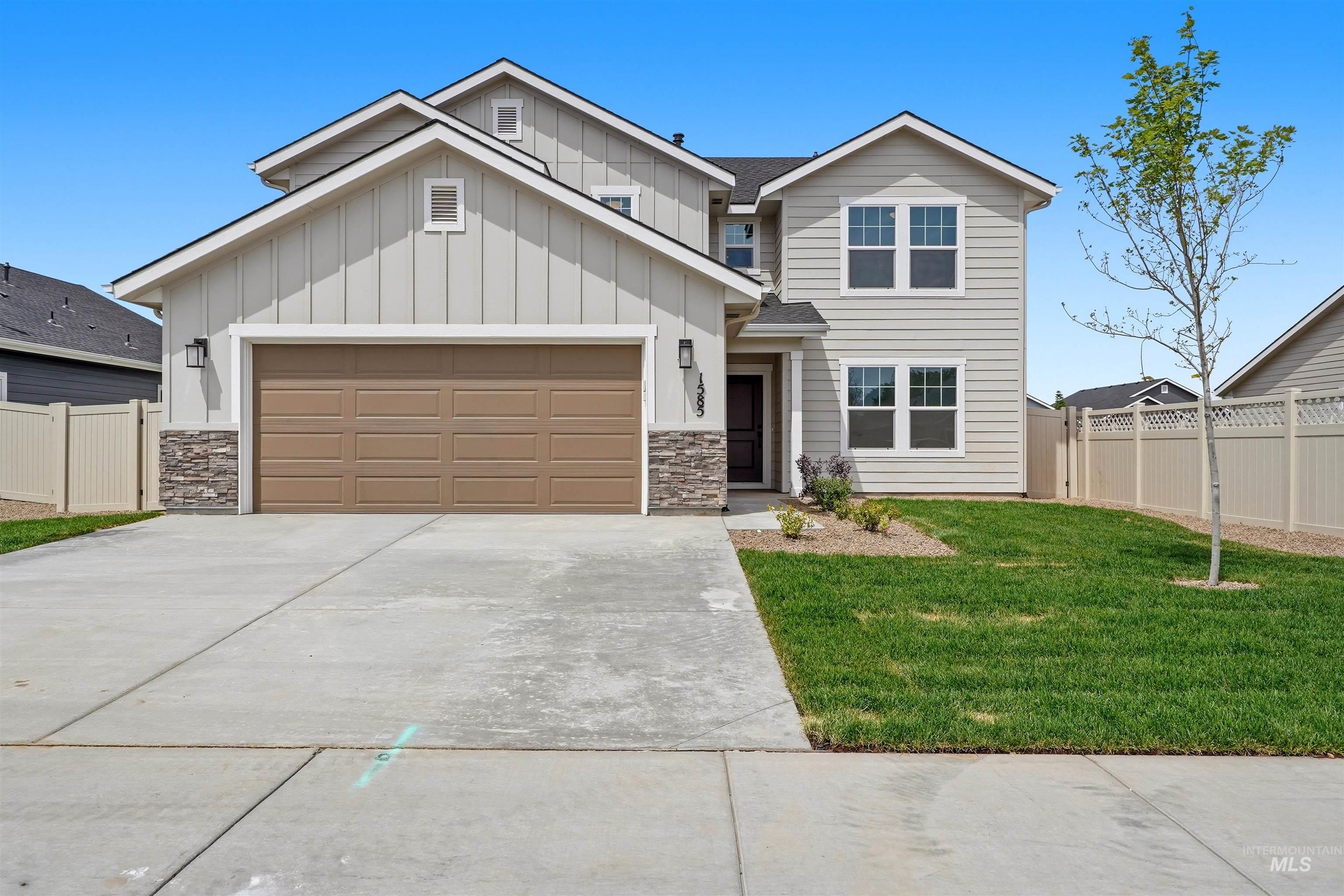 1585 SW Silverstone Ave, Mountain Home ID 83647