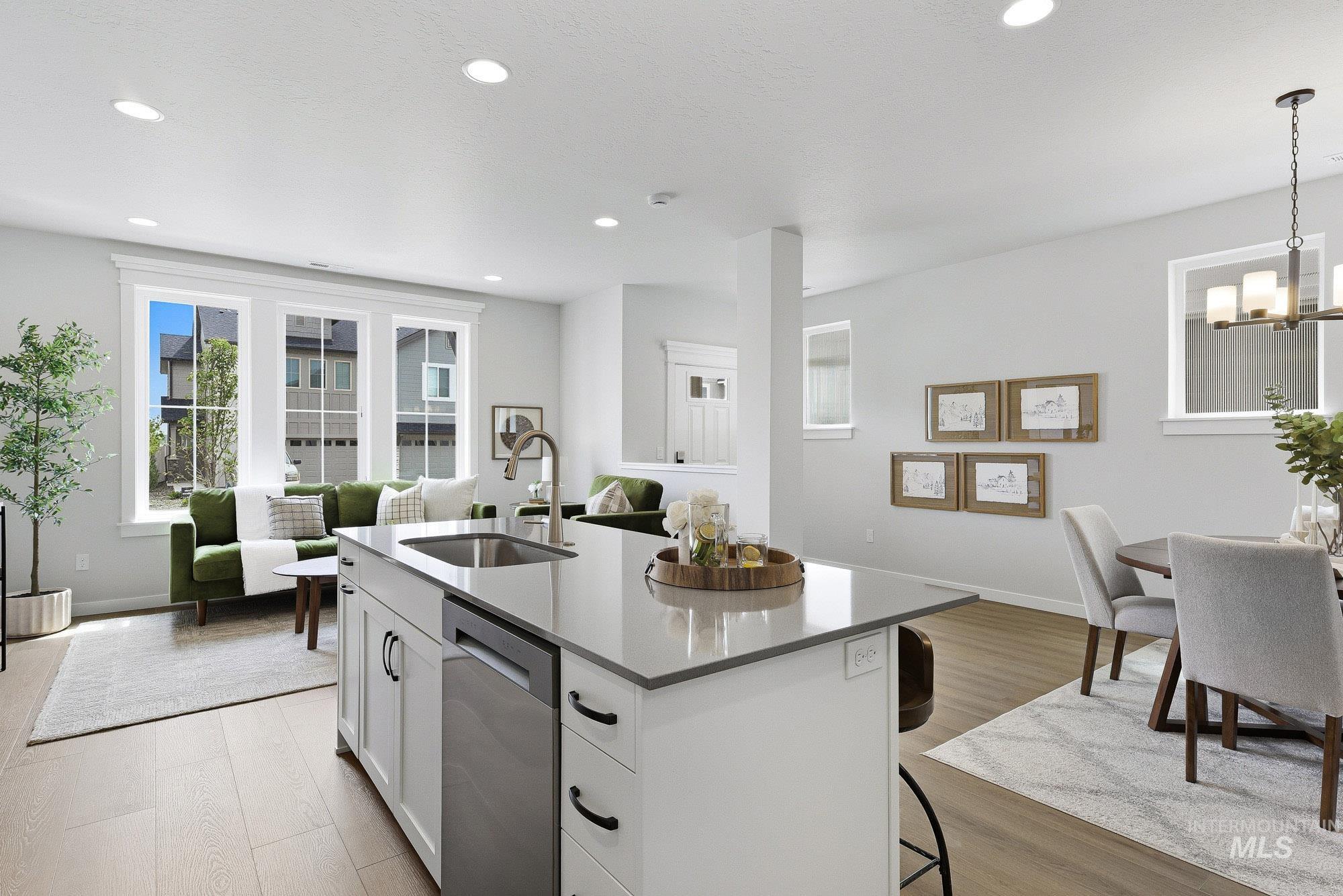 423 N Zimmerman Way, Meridian ID 83642