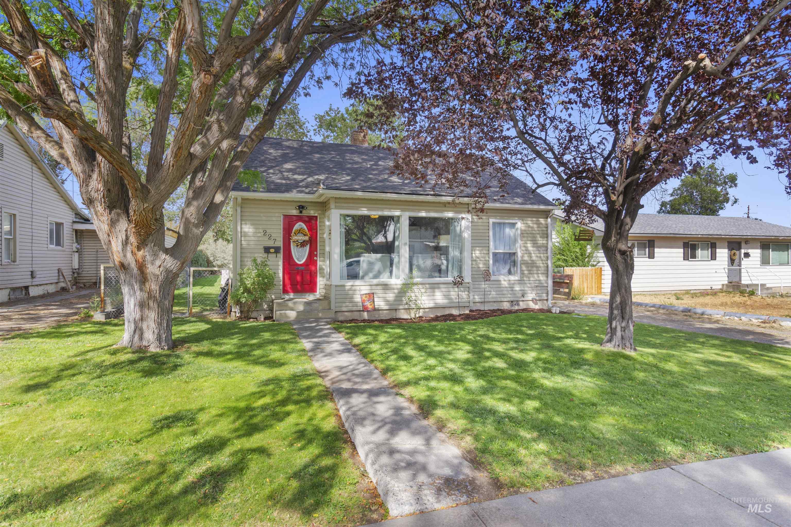 227 Jefferson Street, Twin Falls ID 83301
