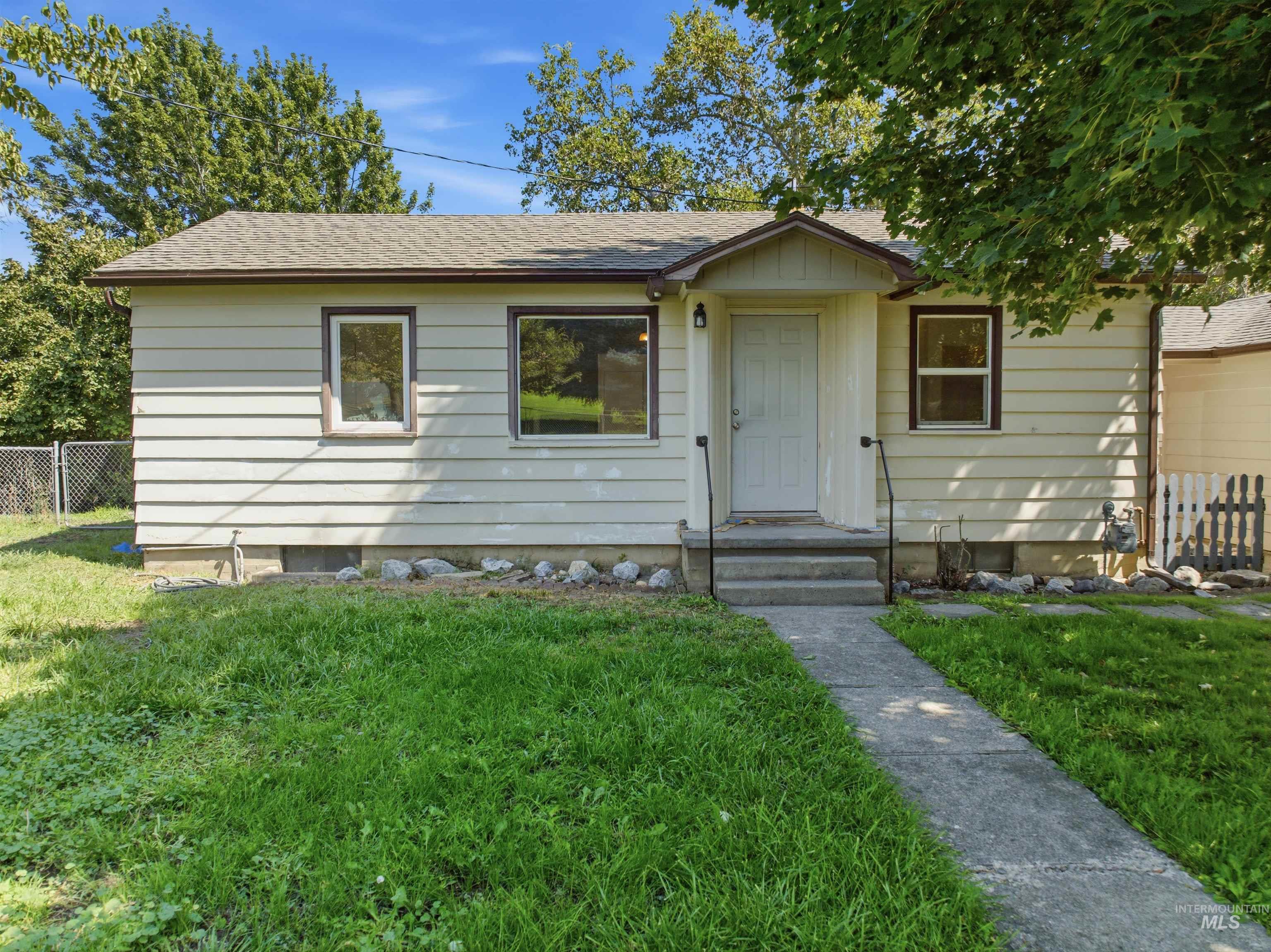 2123 Schaefer, Clarkston WA 99403