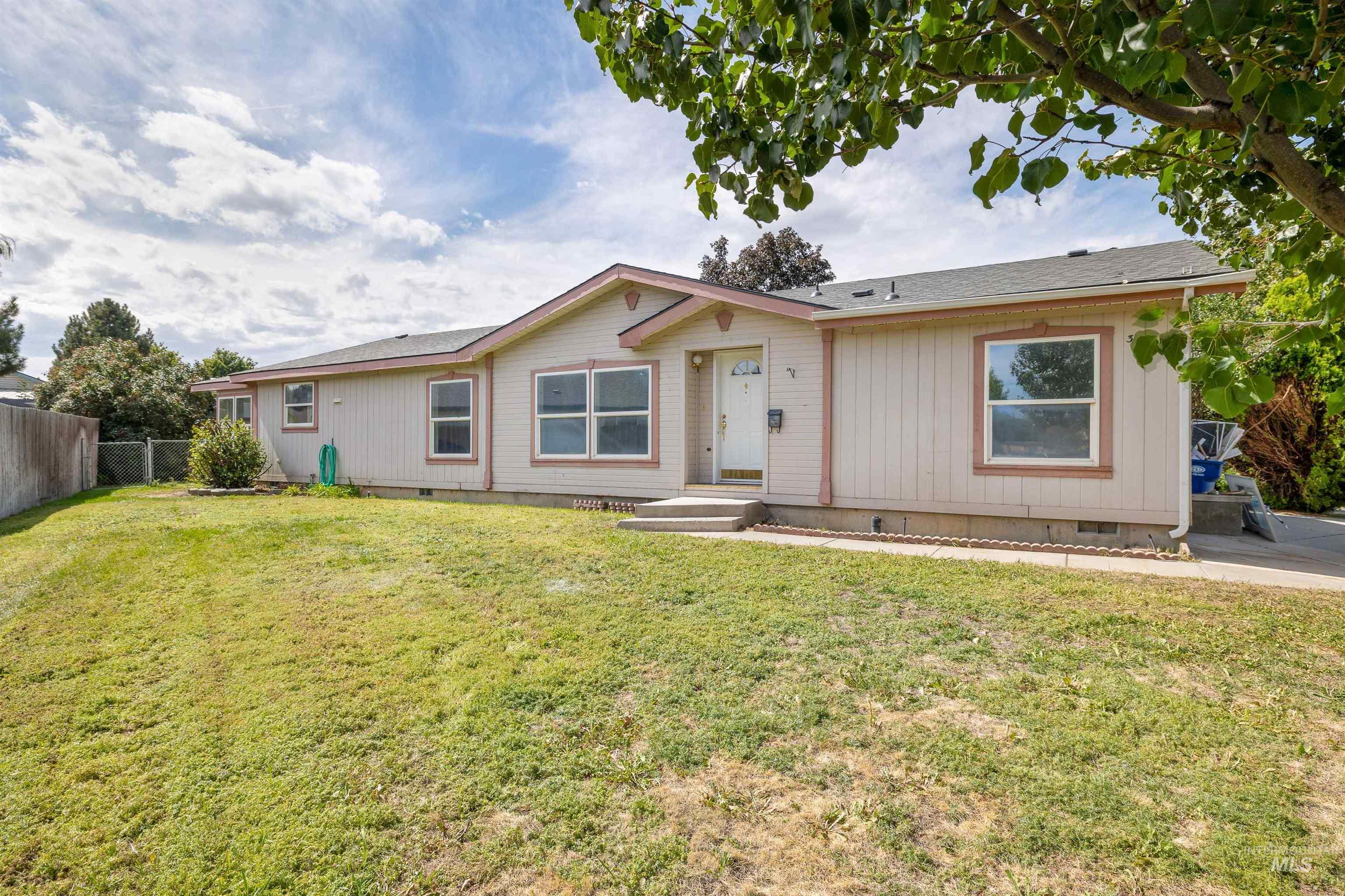 327 W Avenue I, Jerome ID 83338