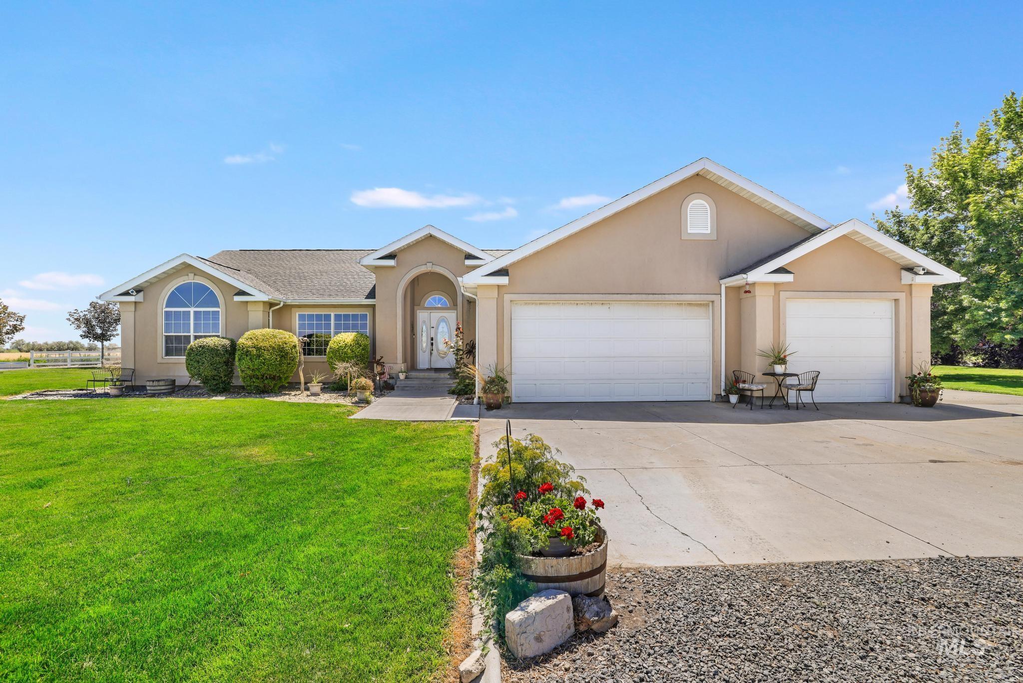 3962 N 2405 E, Twin Falls ID 83301
