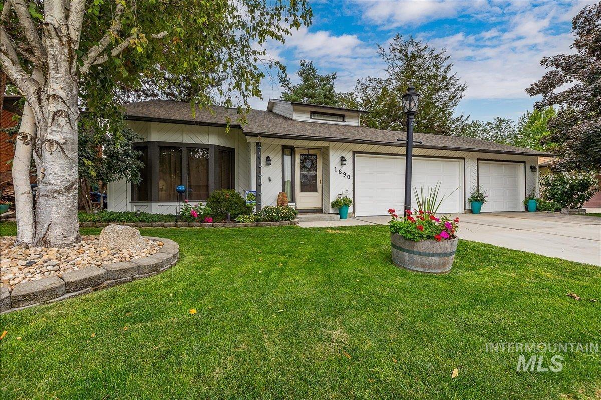 1890 N Incline Way, Meridian ID 83646